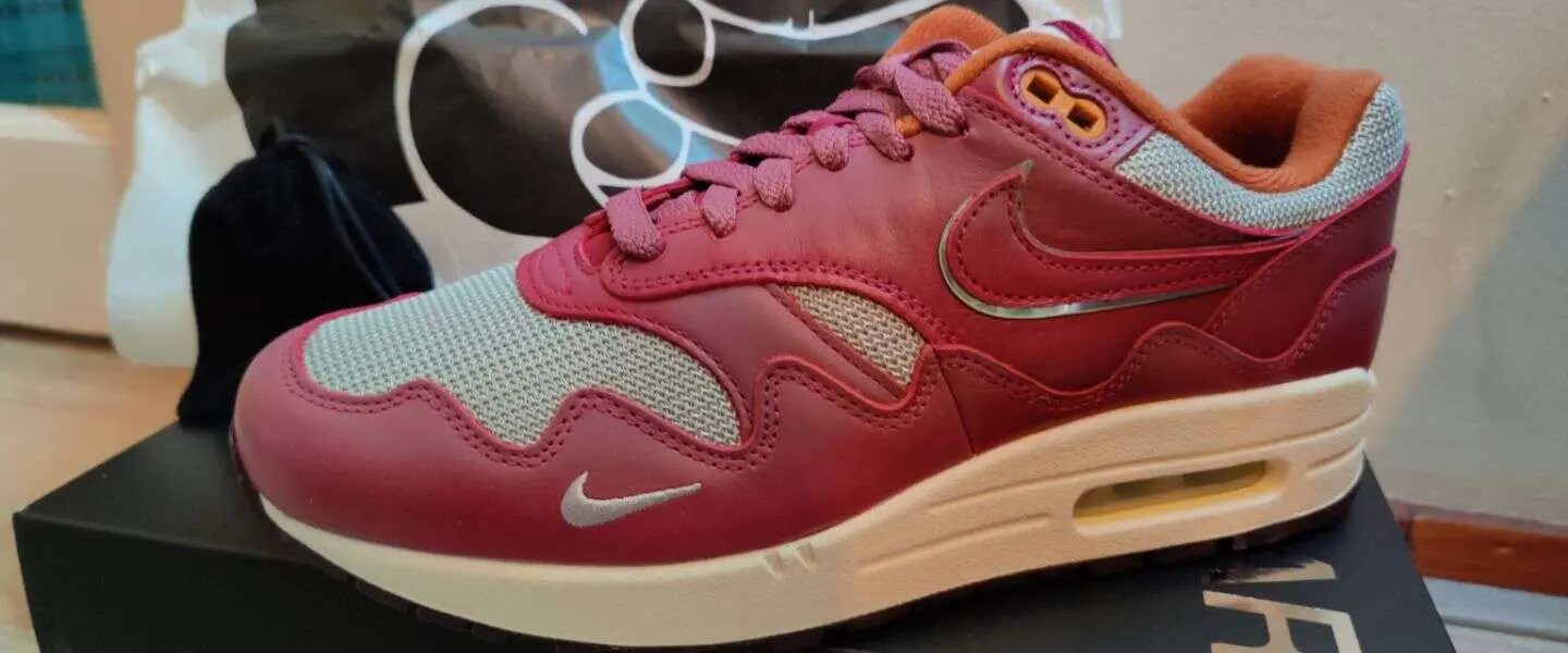 sneakers 7