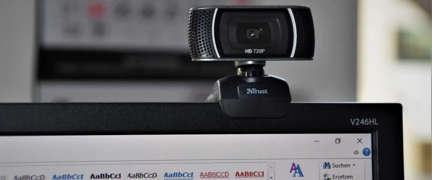 webcam header