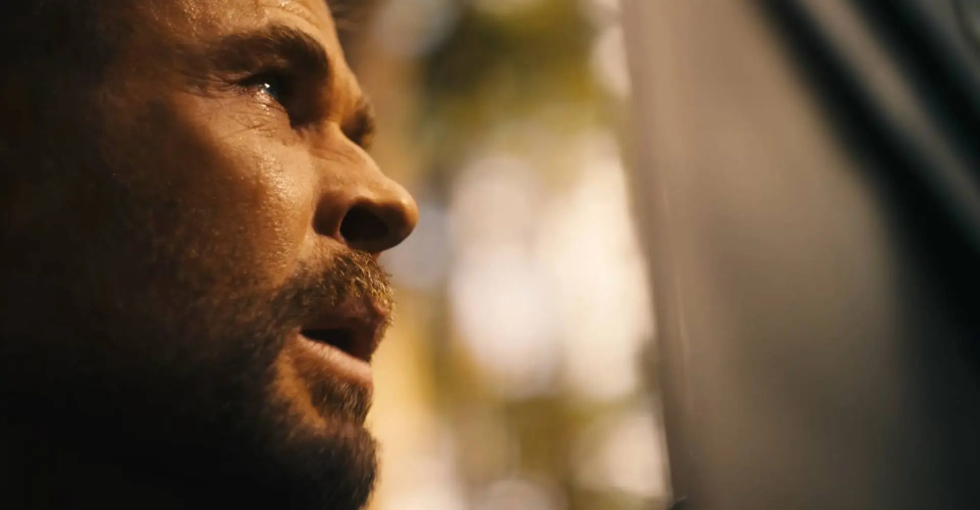 Thor zit te bidden in de nieuwe Avengers: Doomsday-trailer