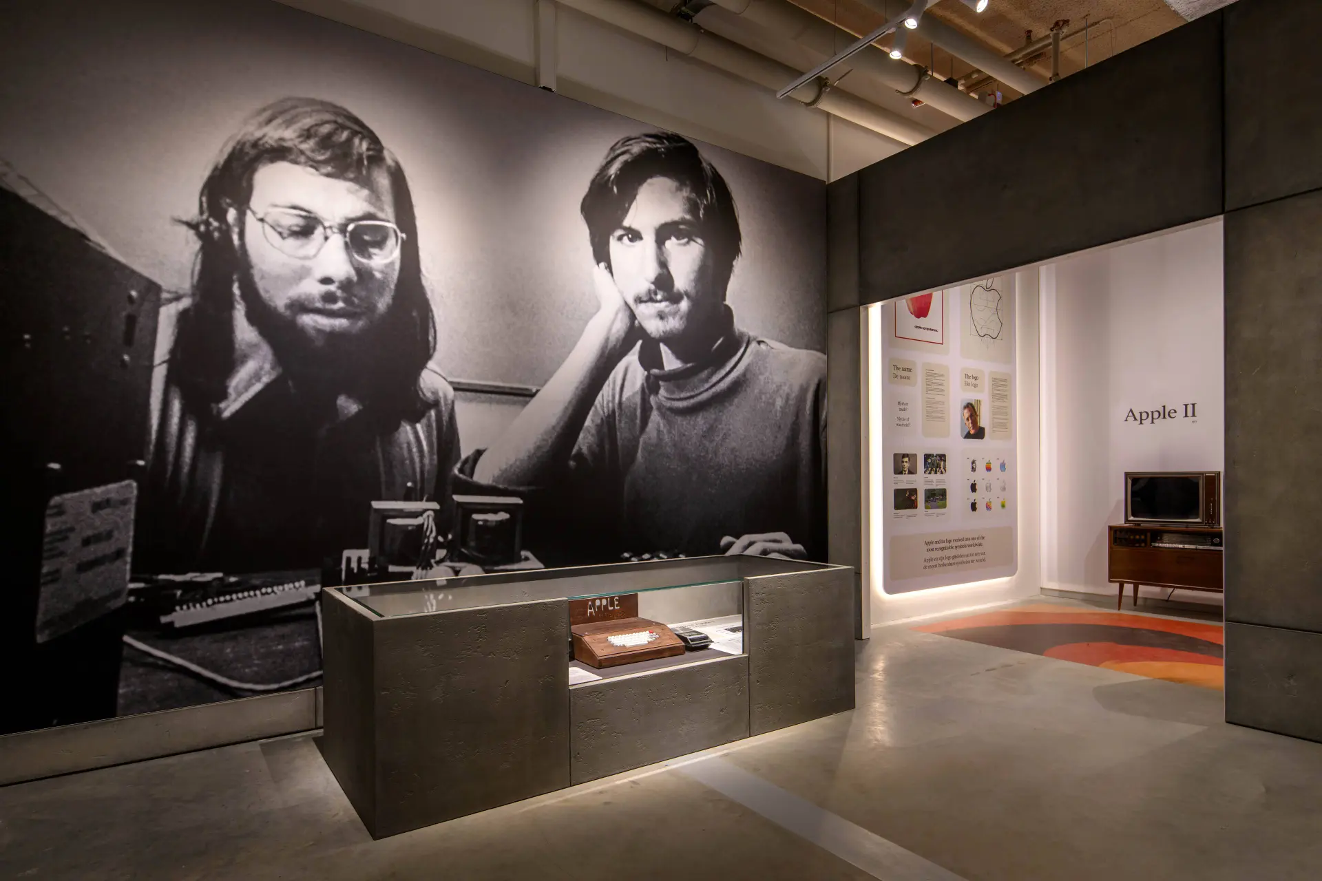 Europa's grootste Apple-museum opent in Utrecht, op de dag dat Apple 50 jaar bestaat