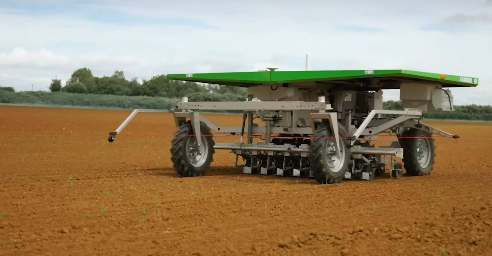 Jeremy Clarkson kiest robots in het vijfde (!) seizoen van Clarkson's Farm