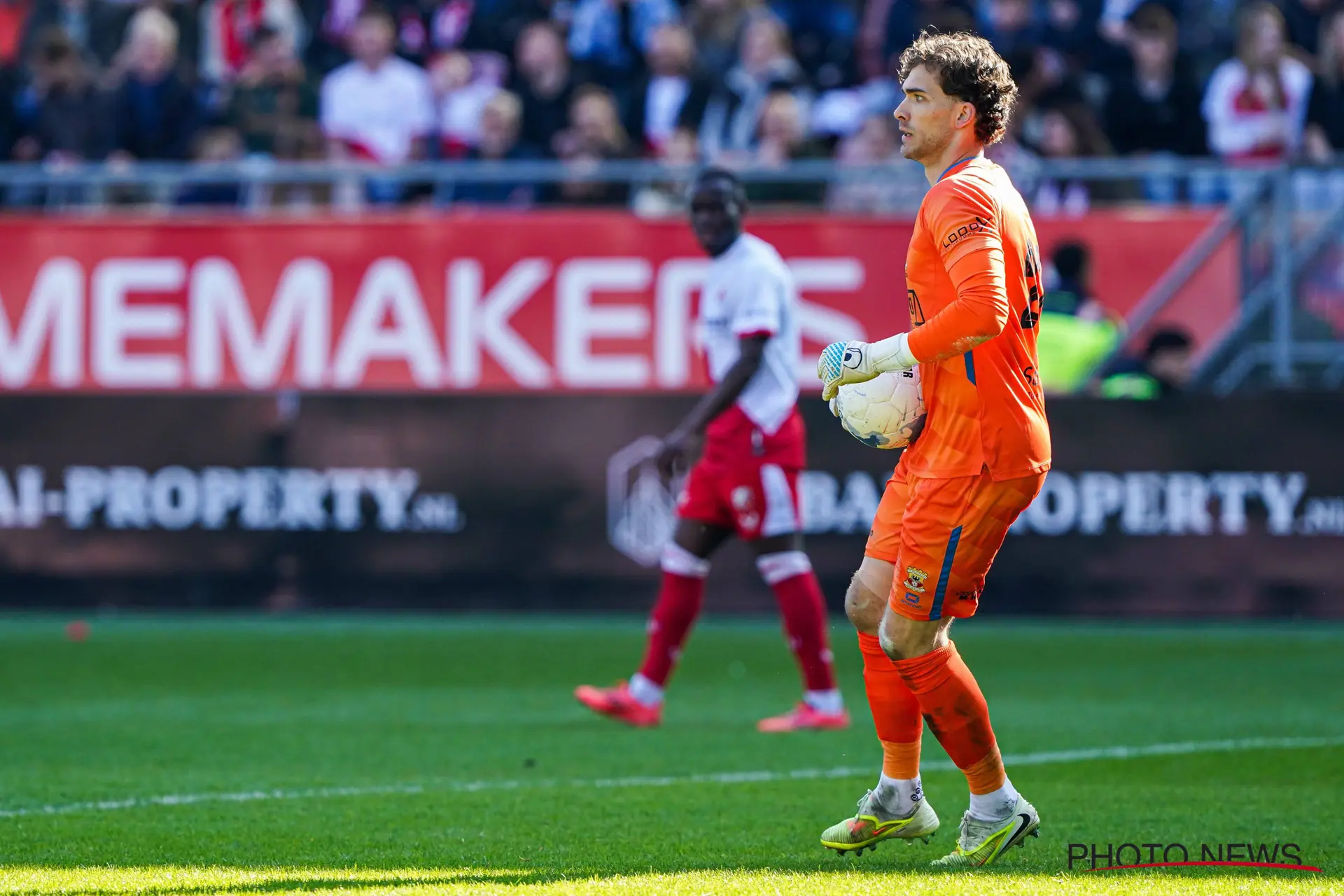 De Busser houdt deur open voor Club: “Ik wil naar een club die Europees speelt”