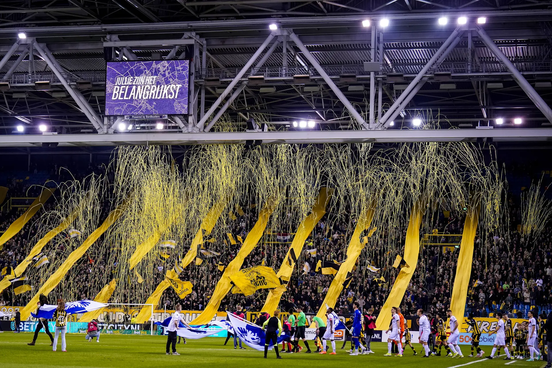 Vitesse en schuldeiser op ramkoers, investeerder maakt statement