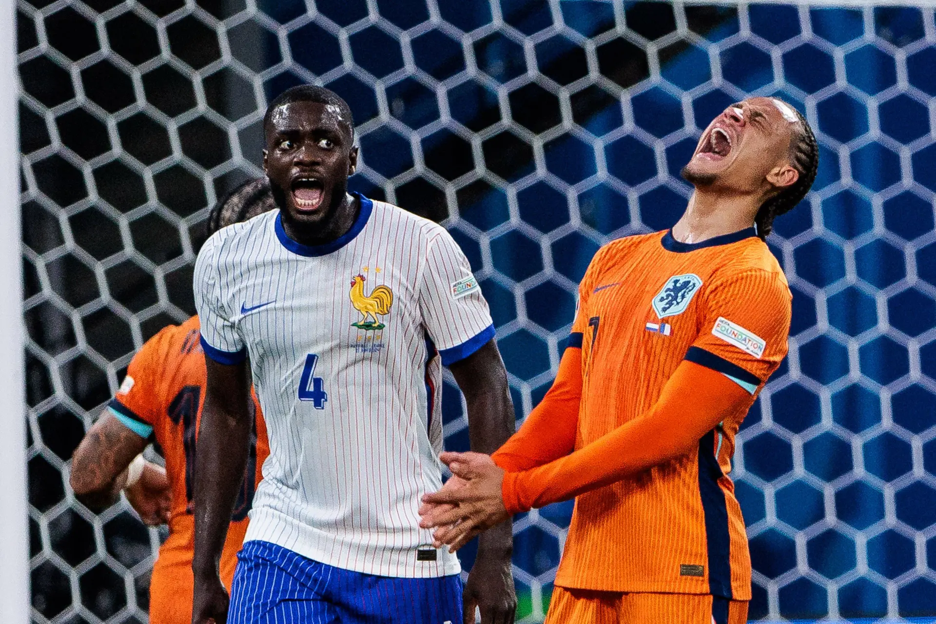 UEFA komt met besluit over afgekeurde goal Simons tegen Frankrijk