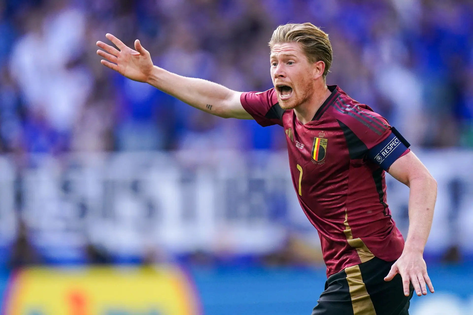 De Bruyne en journalist maken ruzie na verloren kwartfinale van België