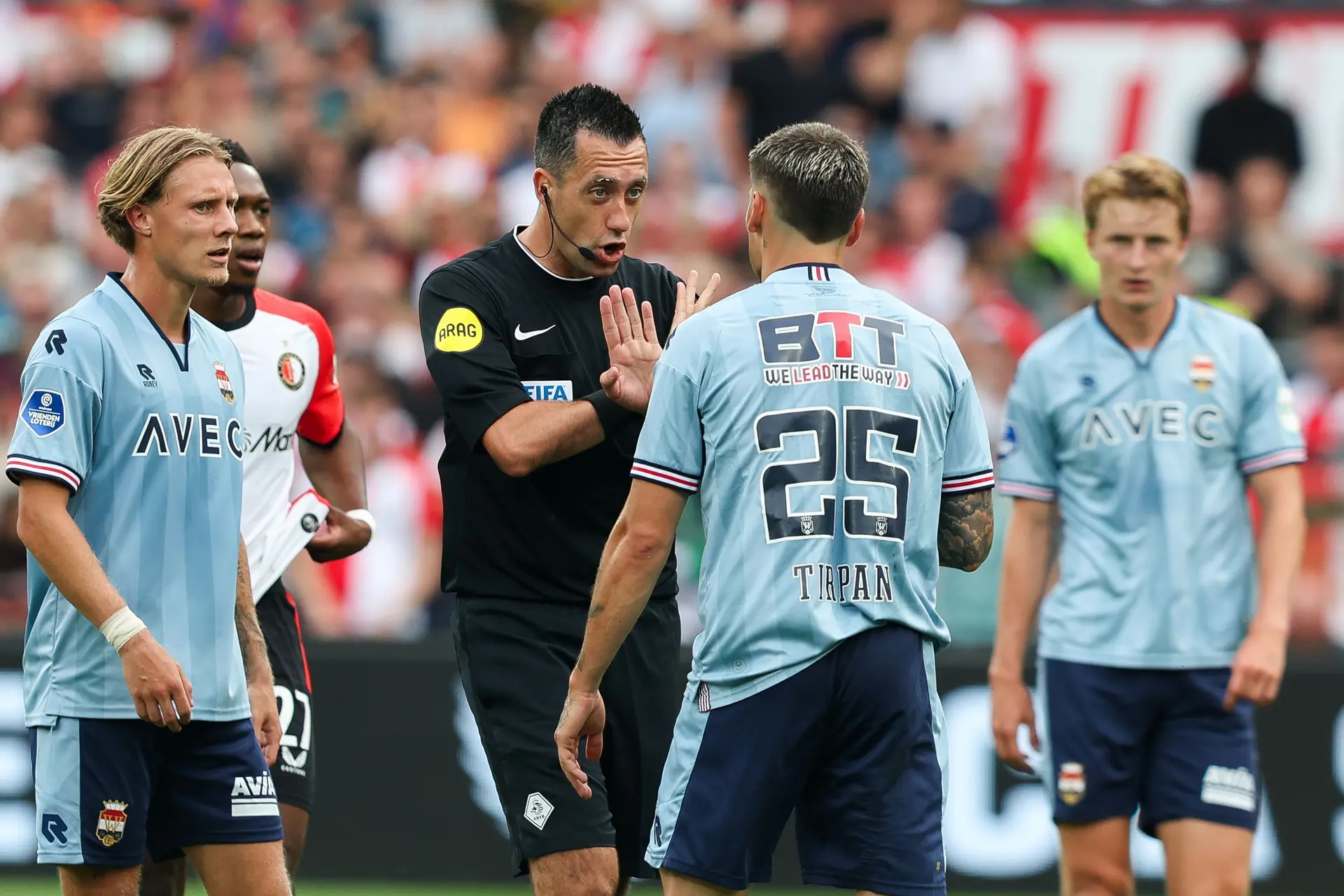 KNVB geeft toe: VAR was tijdens tweede helft van Feyenoord kapot
