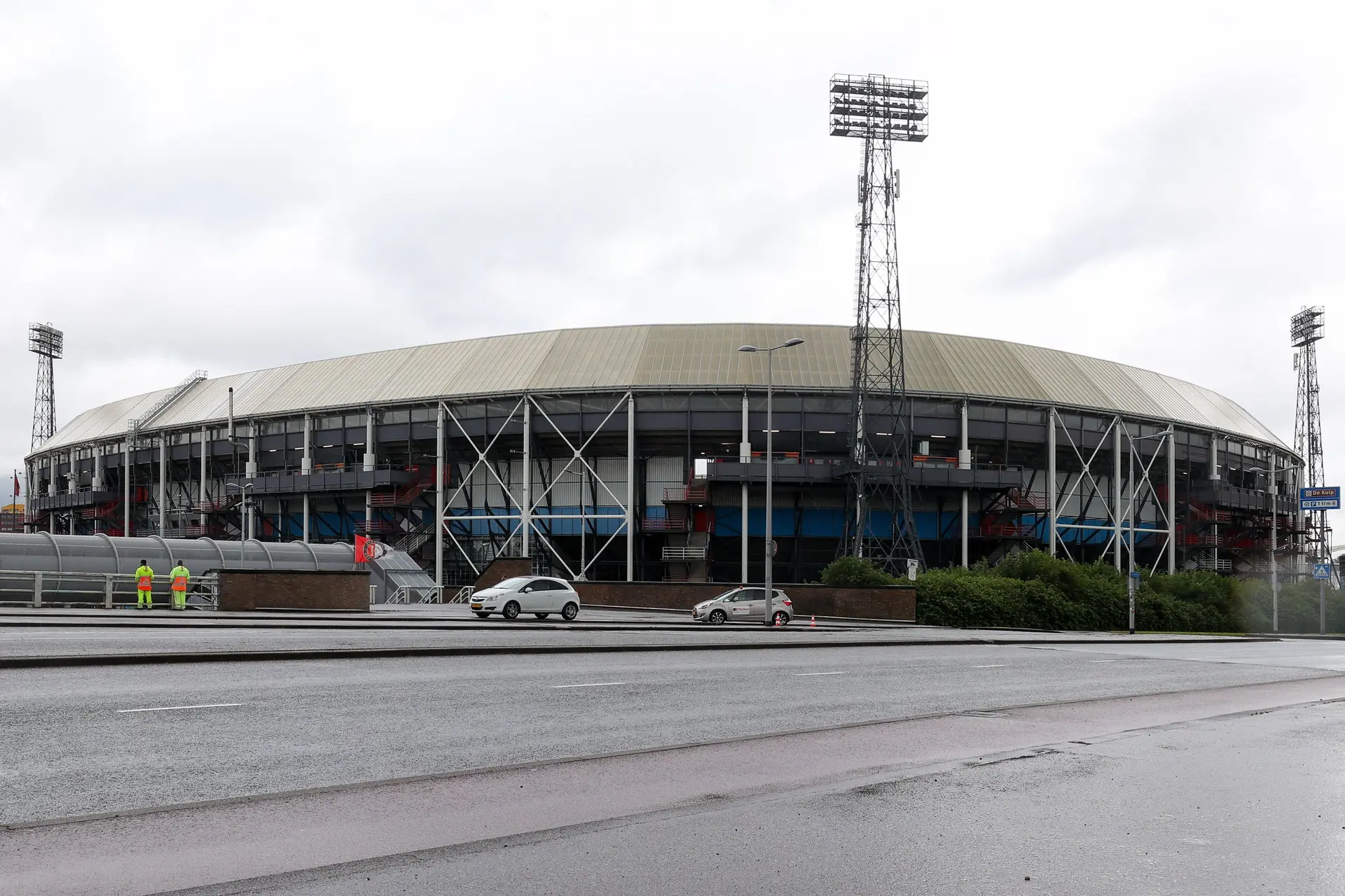 Zorgwekkend nieuws voor voetbalfans: Onderhandelingen tussen politie en vakbonden gestaakt