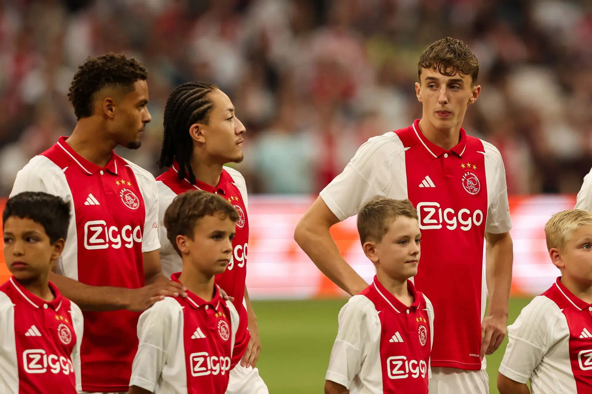 Ajacied trekt pijnlijke conclusie: 'Zitten niet op niveau Nederlandse top'