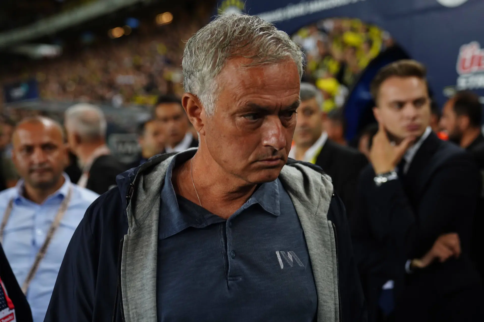 Pikante post van Galatasaray over Mourinho zorgt voor ophef in Turkije: 'The Crying One'