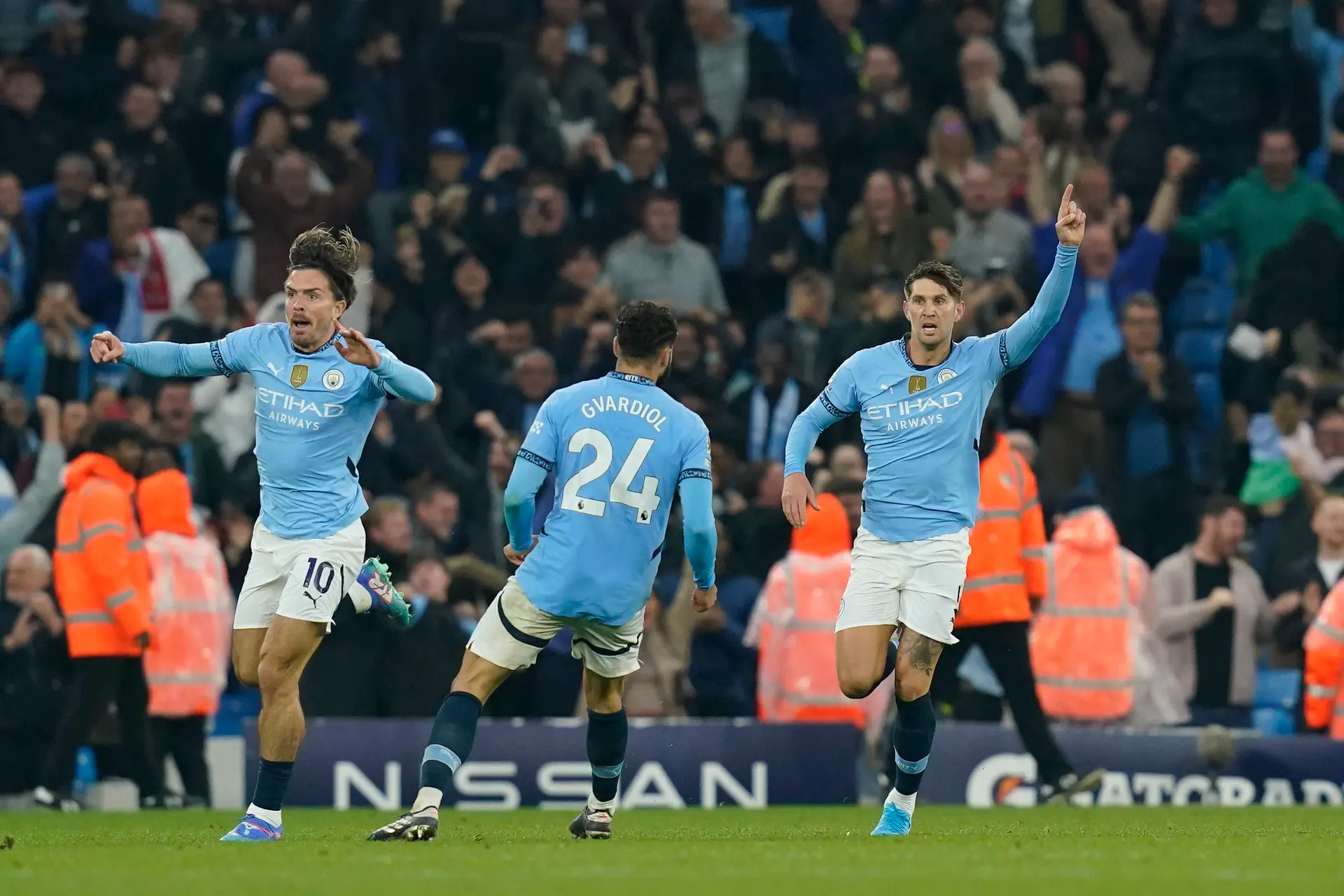 Man City-held komt met pittige opmerking richting rivaal Arsenal: 'Slim of smerig'