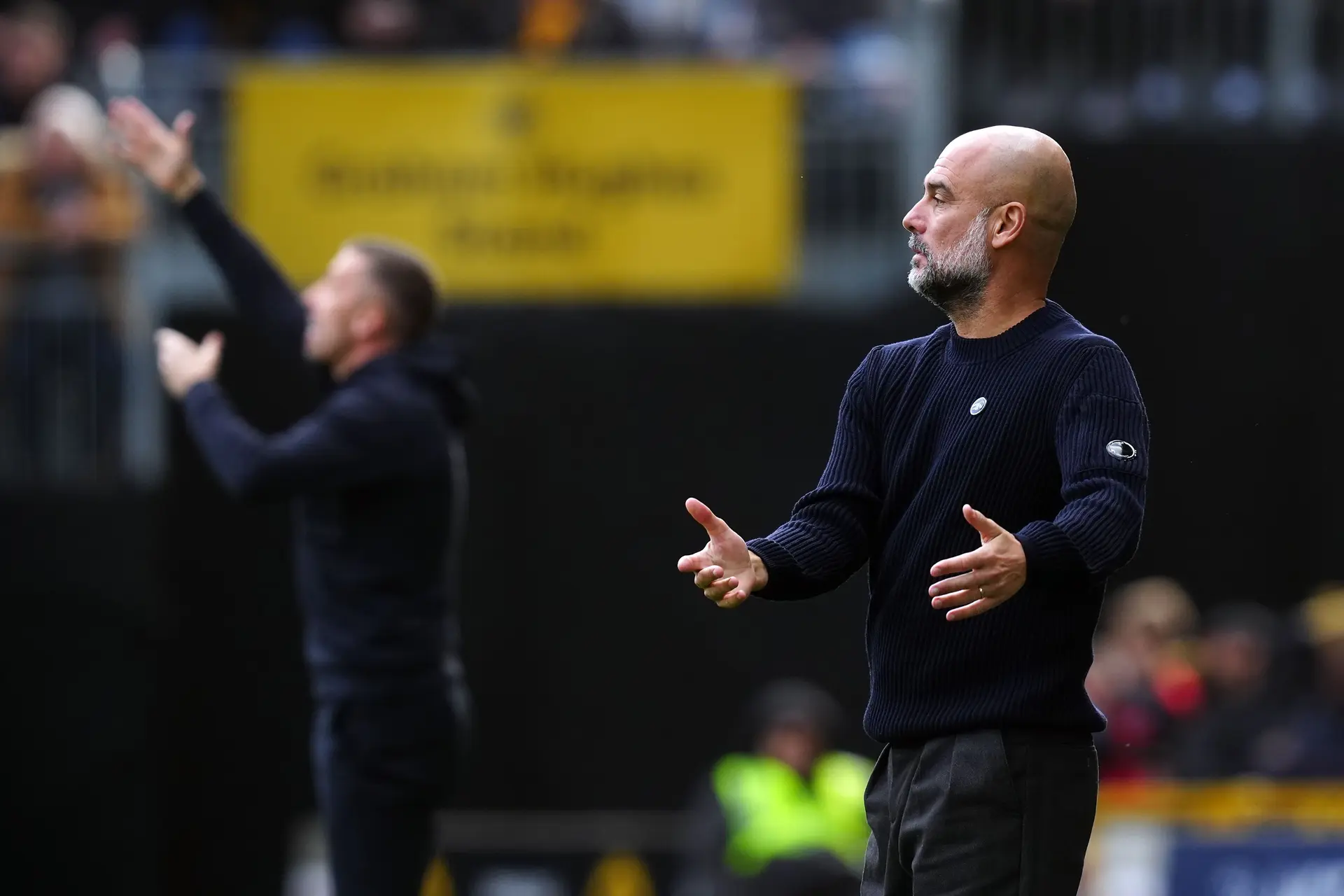 Pep Guardiola komt met bijzondere quote na late overwinning: 'Niet gewend om wedstrijden aan het einde te winnen zoals Jürgen Klopp'