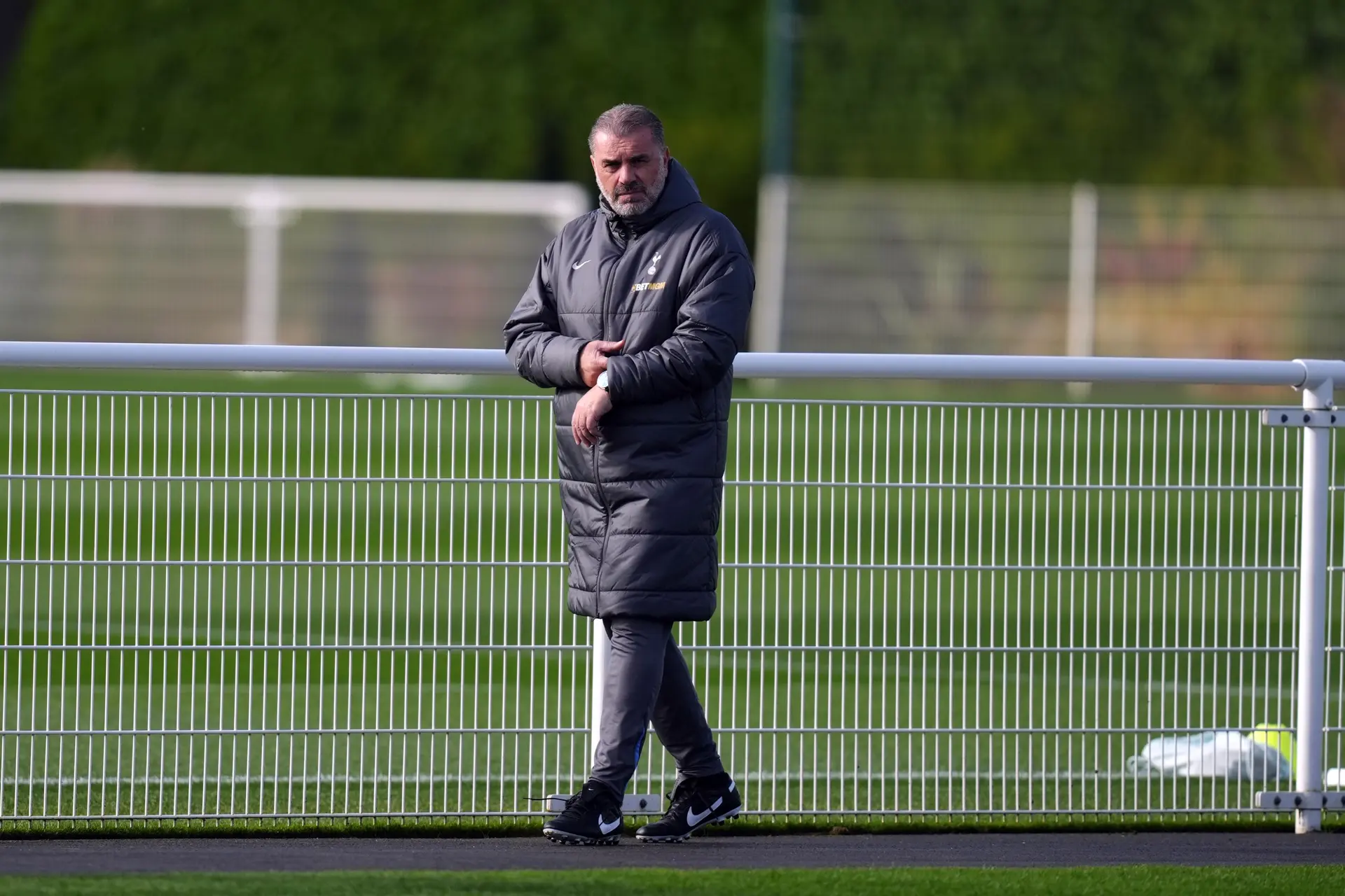 Meevaller voor AZ: Sterspeler van Spurs wordt gespaard door Ange Postecoglou
