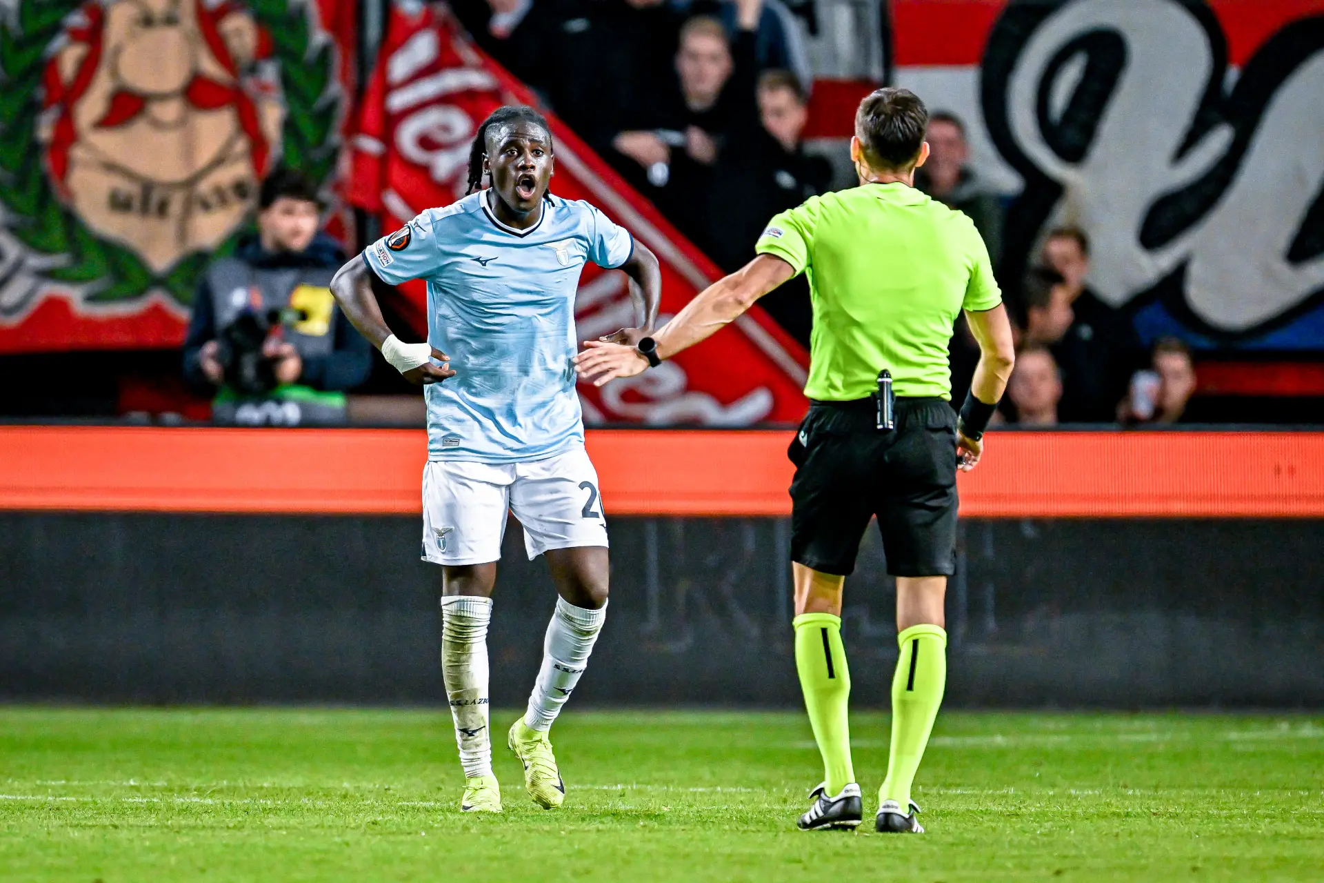 Lazio stapt naar UEFA na racistisch incident tijdens wedstrijd met FC Twente
