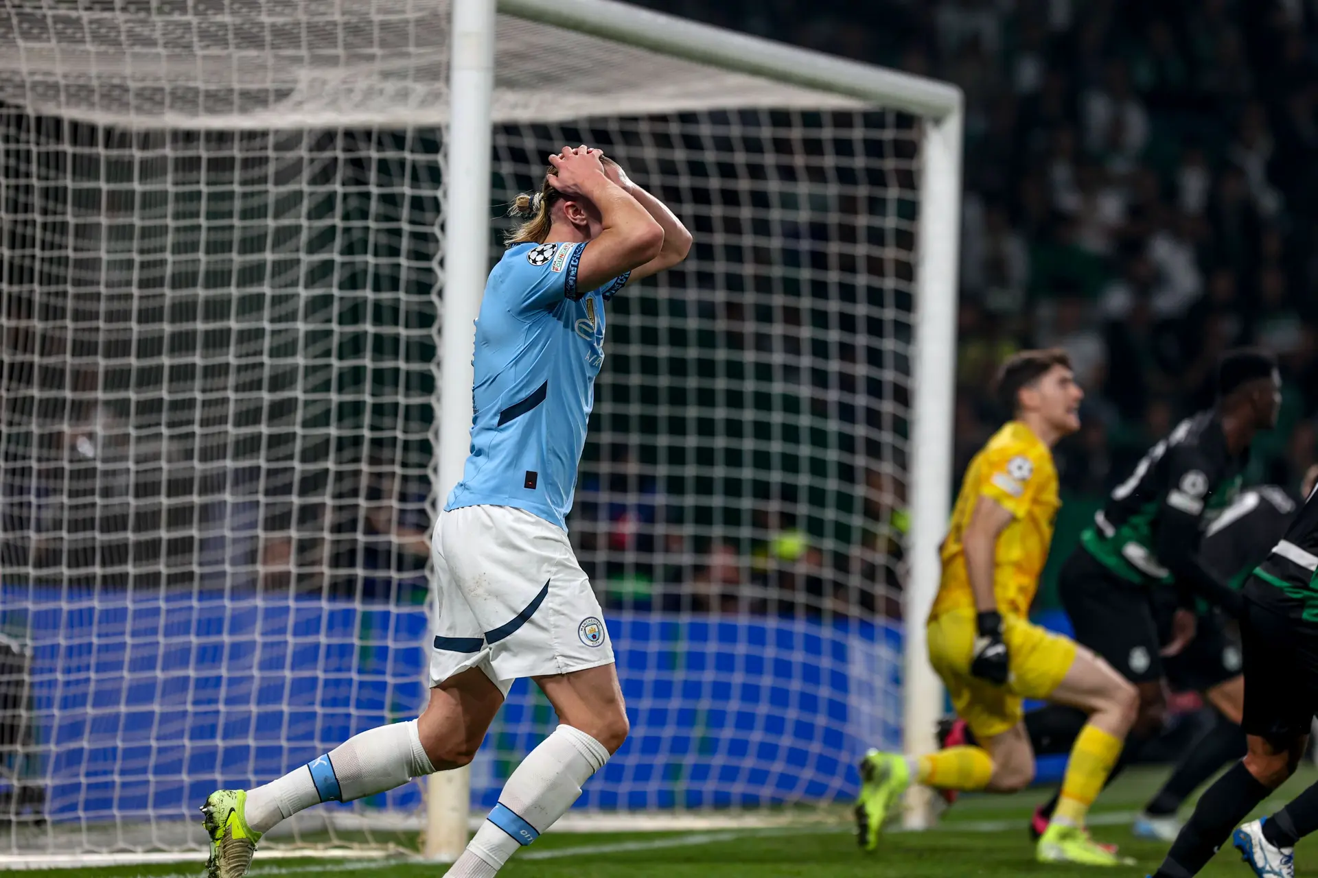 Manchester City verliest voor derde keer op rij: 'Alles lijkt de verkeerde kant op te gaan'