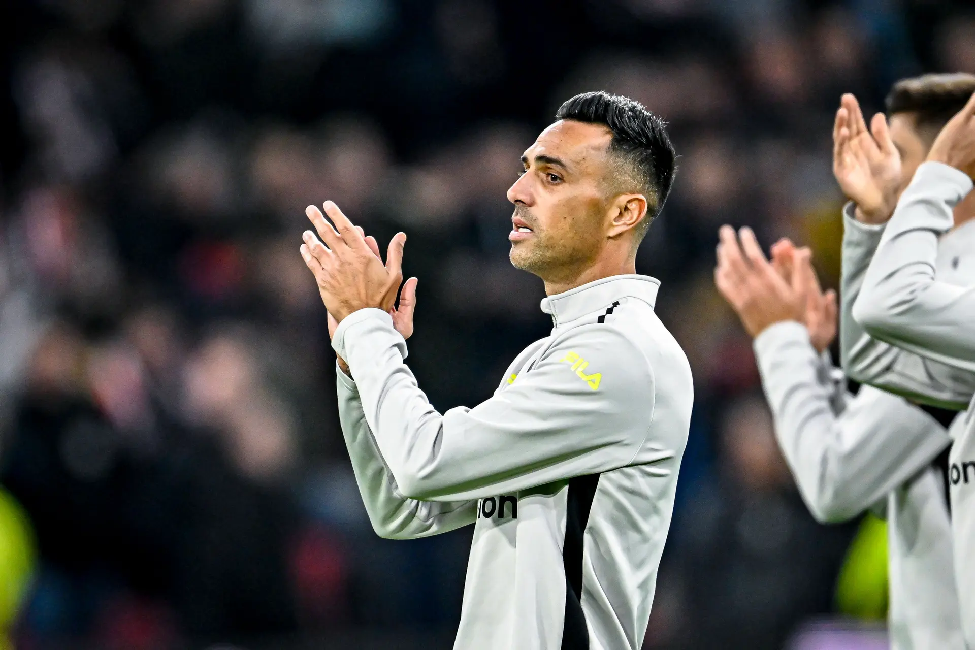 Oud-PSV'er Eran Zahavi pleit voor schorsing Hakim Ziyech na post op Instagram