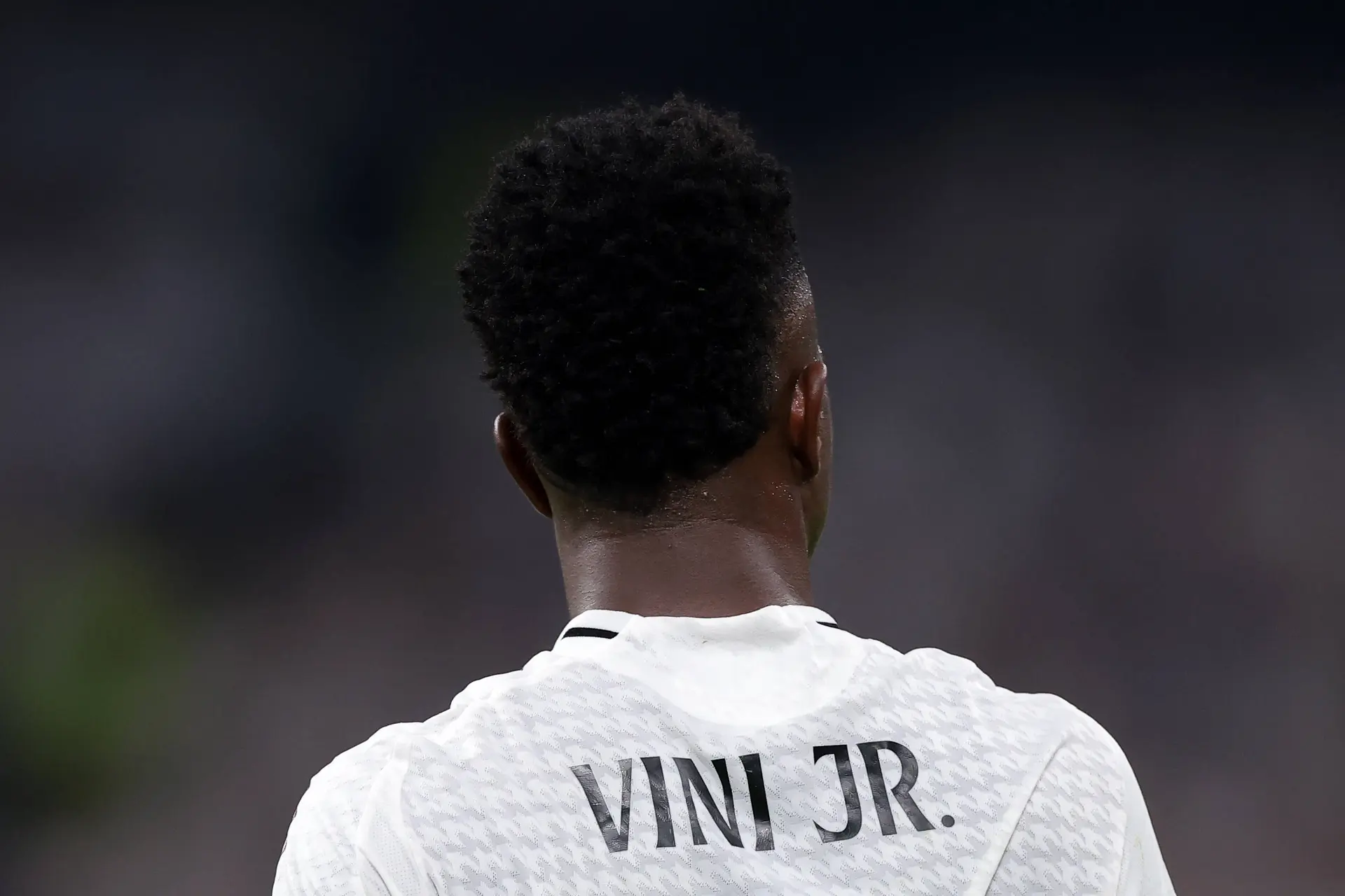 Vinícius Júnior haalt uit naar critici na winnen van FIFA's Speler van het Jaar