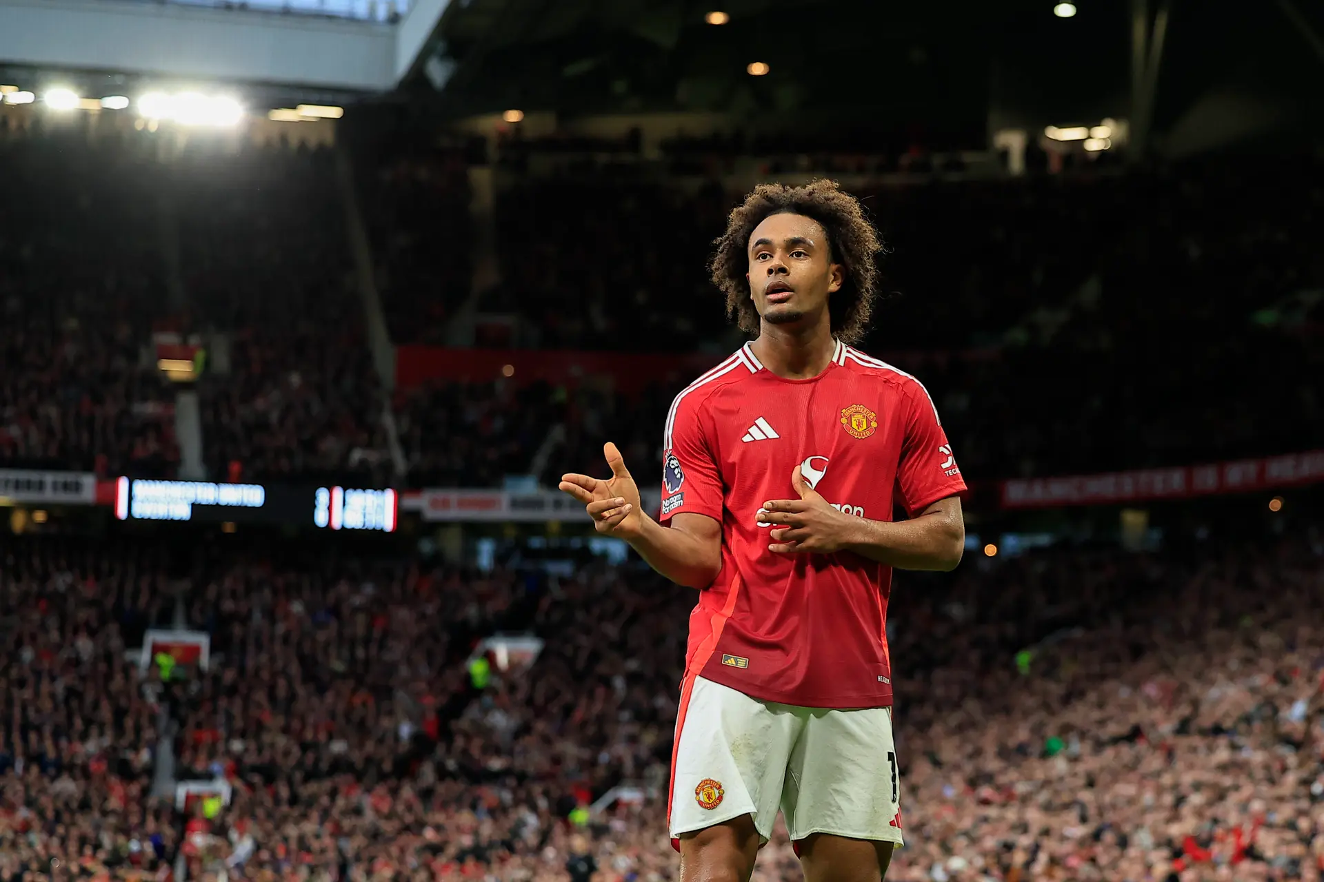 Joshua Zirkzee schittert in eerste Premier League-winst van Rúben Amorim