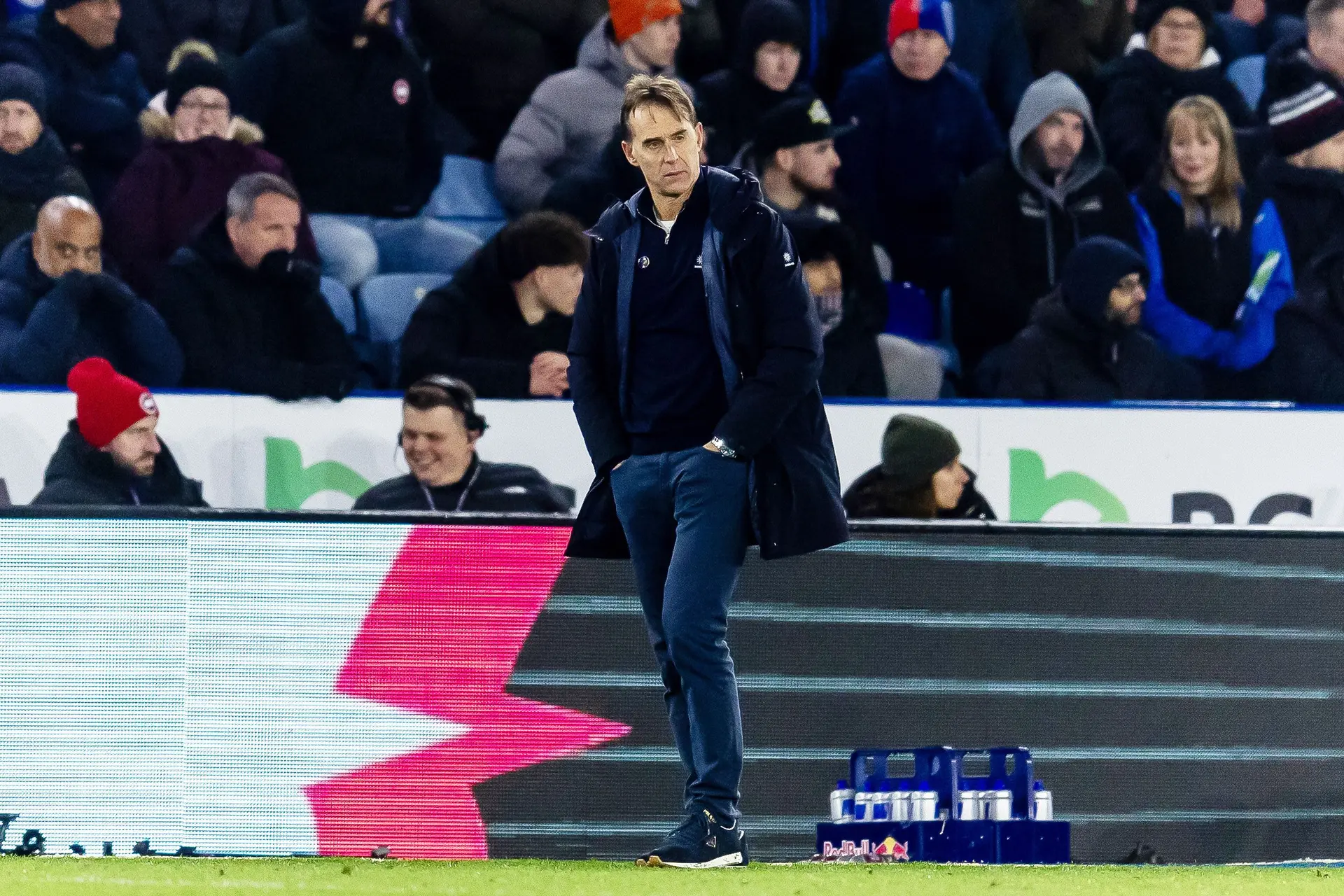 Toekomst Julen Lopetegui bij West Ham onder vuur na verlies tegen Leicester van Ruud van Nistelrooij