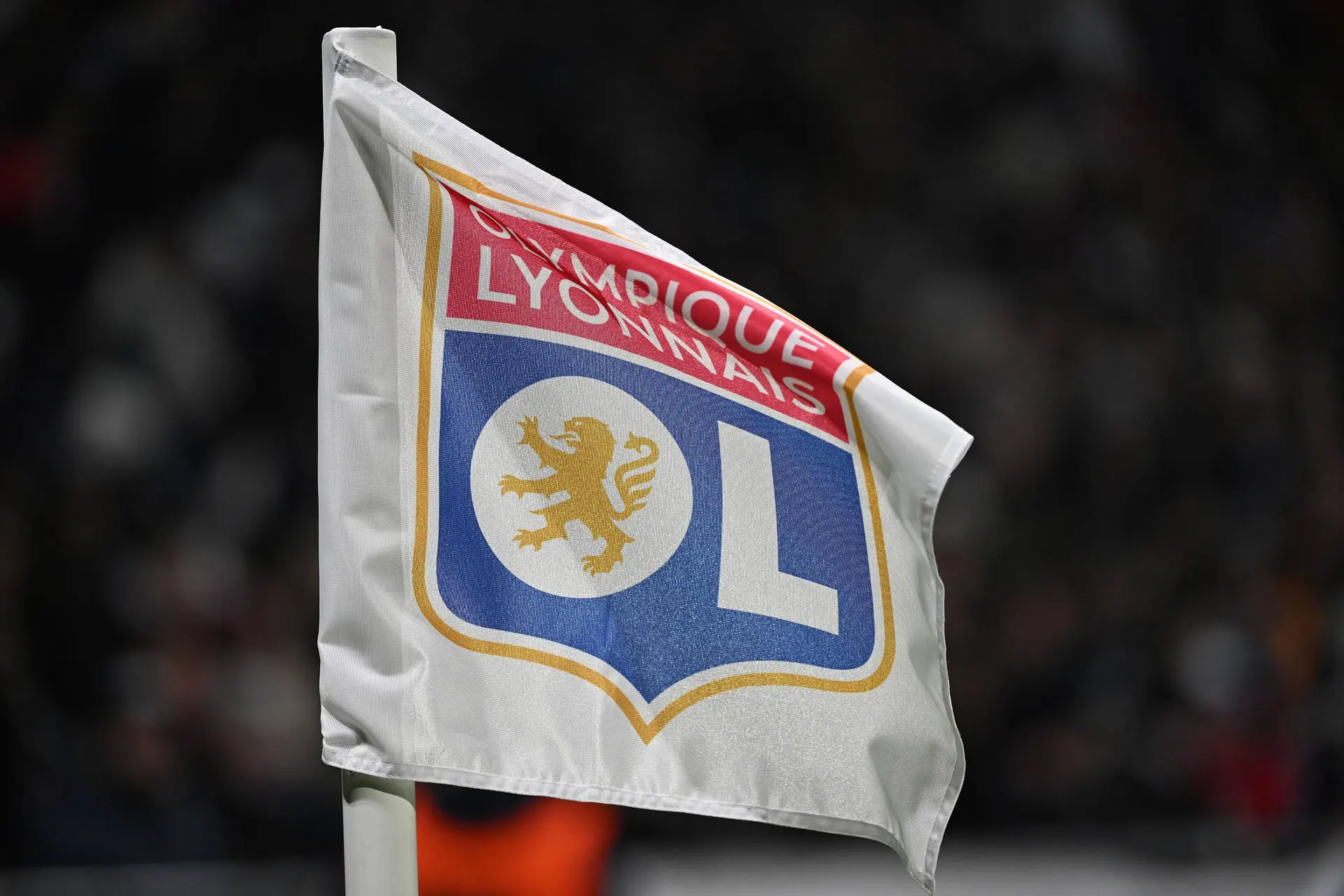 Olympique Lyon haalt op bizarre wijze oud-target van Ajax ondanks transferban