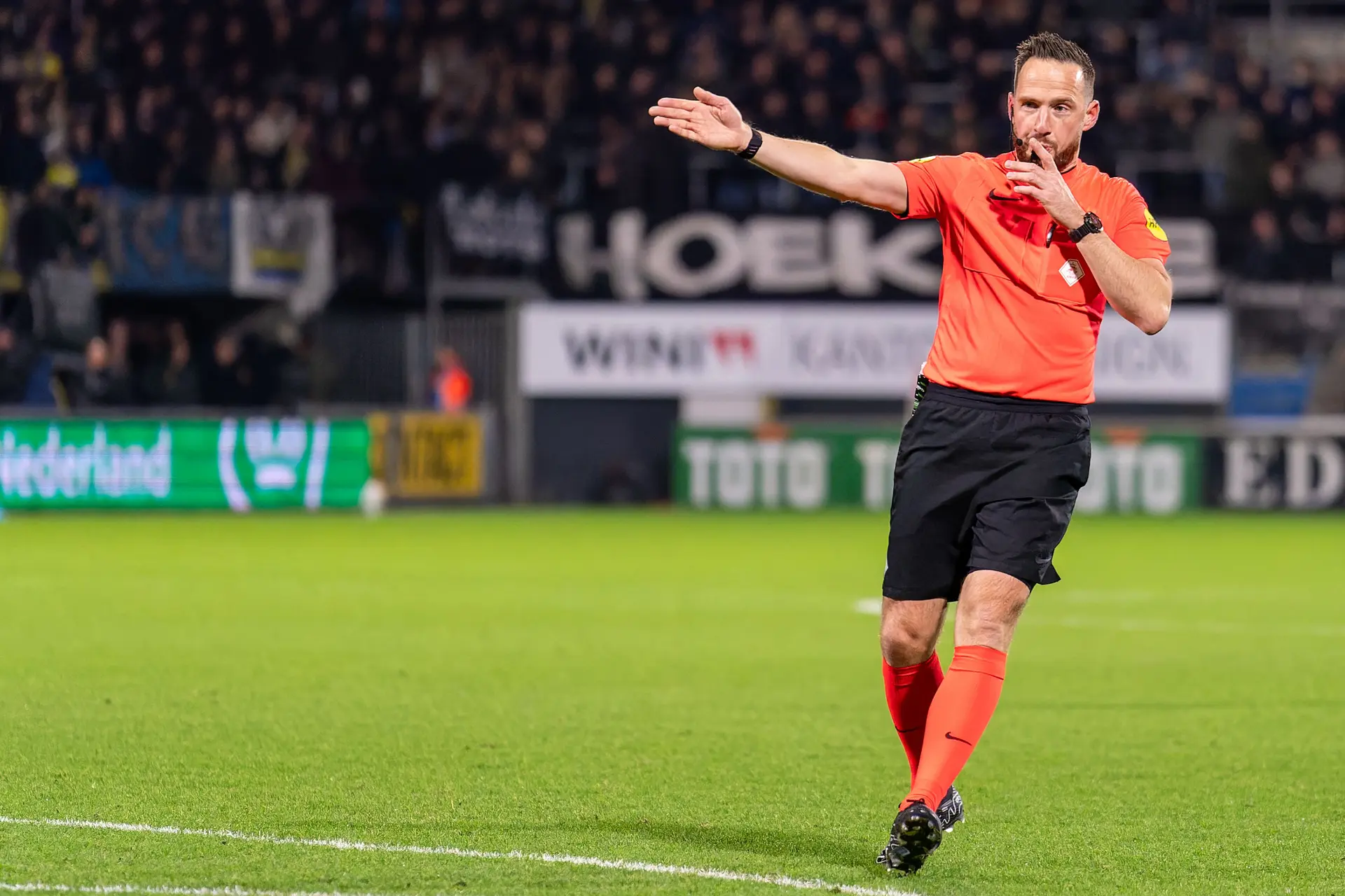 PEC Zwolle stapt naar internationale commissie na scheidsrechterlijke dwaling