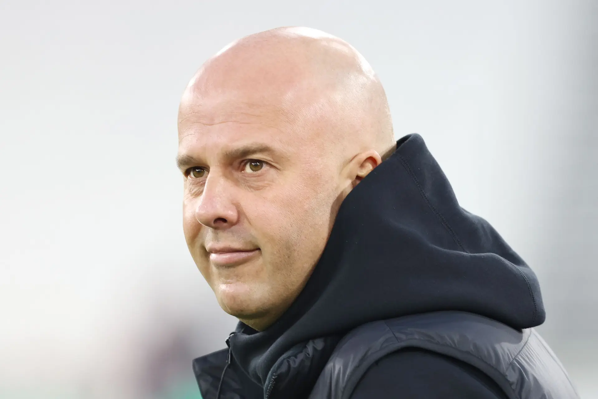 Club van Arne Slot geïnteresseerd in superster met vertrekwens