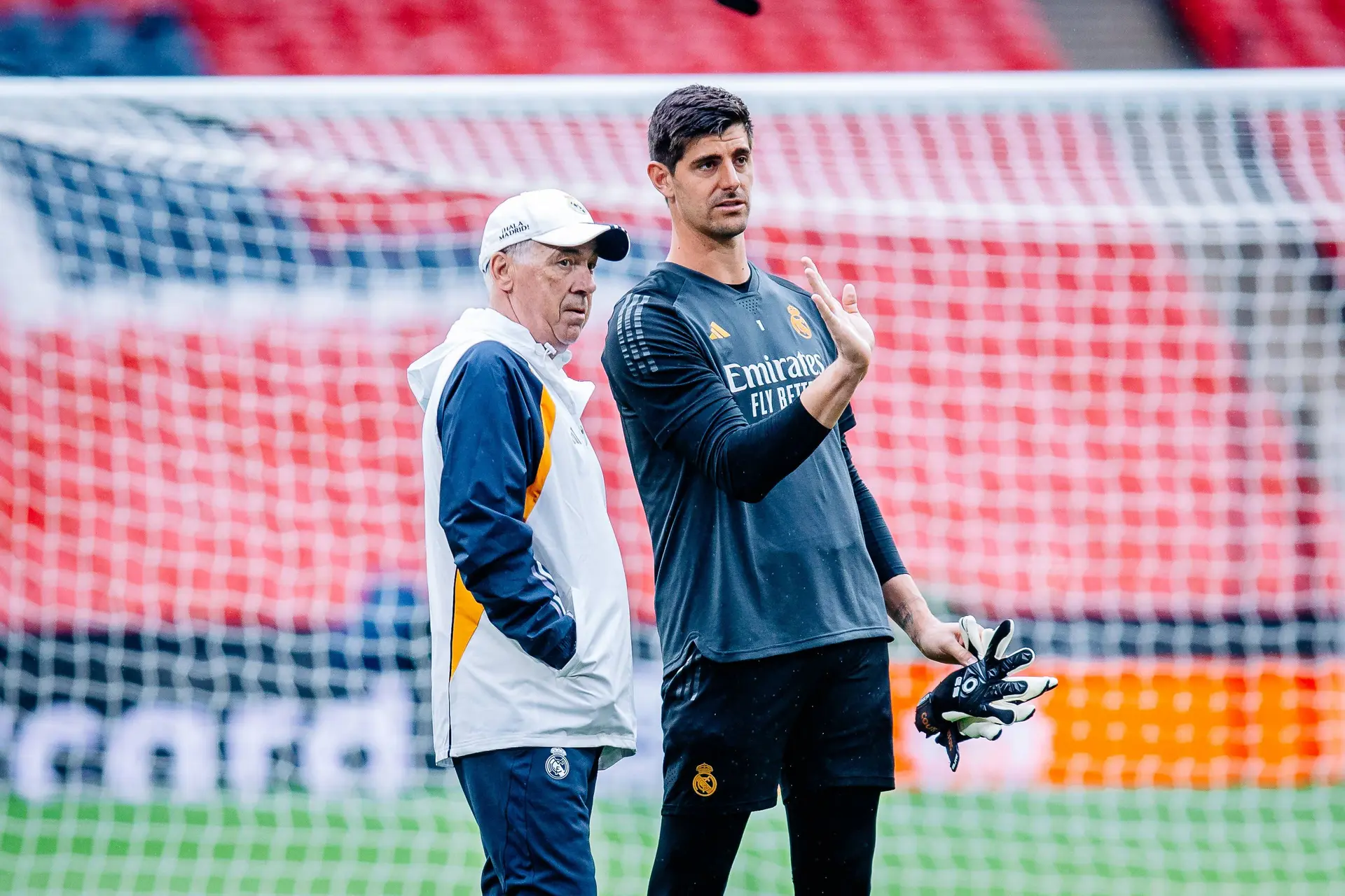 Thibaut Courtois deelt verhaal over Carlo Ancelotti: 'Hij kan rustig zijn, tot er echt wat gebeurt'