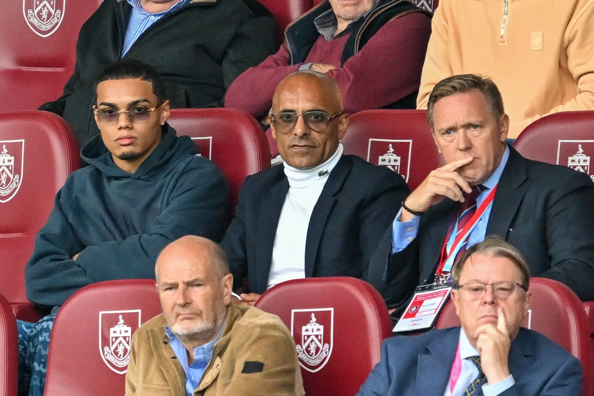 Zoon van Ronaldinho probeert uit schaduw van zijn vader te stappen: 'Heb hem nooit willen zijn'