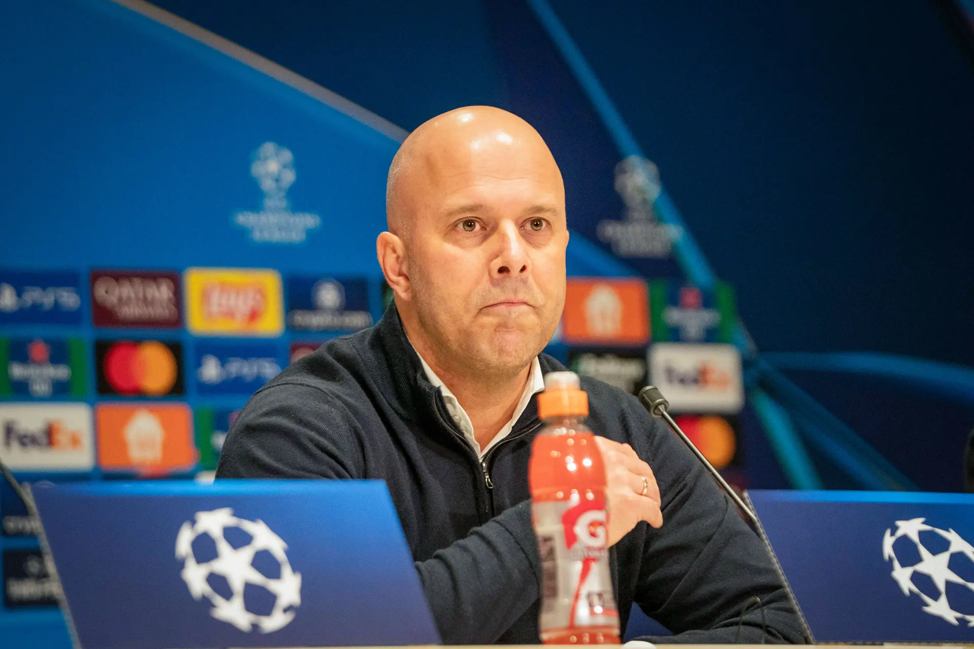 Arne Slot doet opvallende uitspraak over uit de gratie geraakte speler van Manchester United