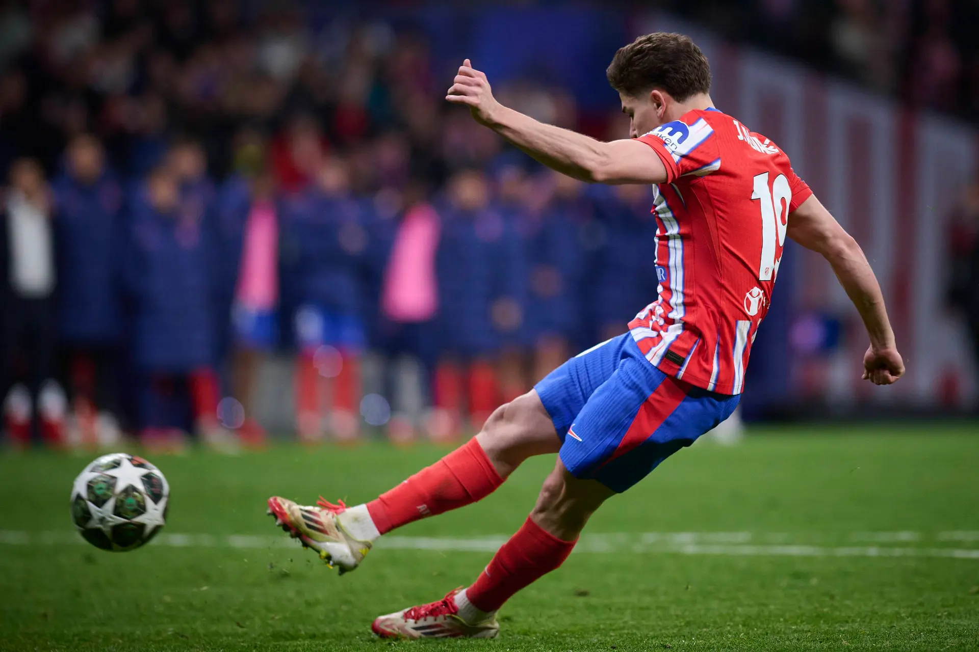 UEFA gaat penaltyregel onder de loep nemen na controversiële Champions League-exit Atlético Madrid