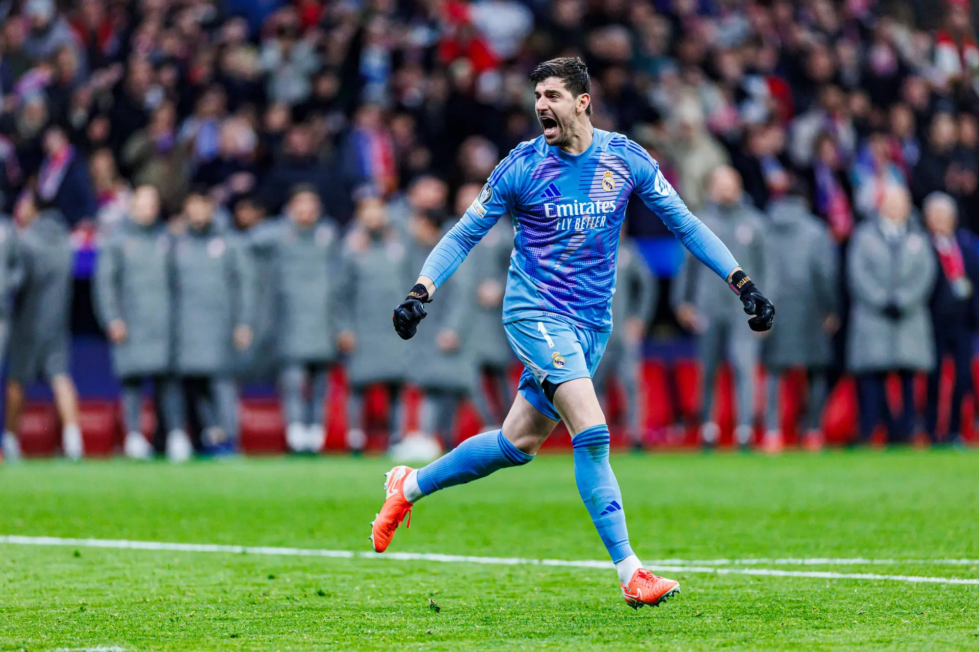 Thibaut Courtois haalt keihard uit richting Atlético na gewonnen penaltyserie: 'Altijd maar janken'