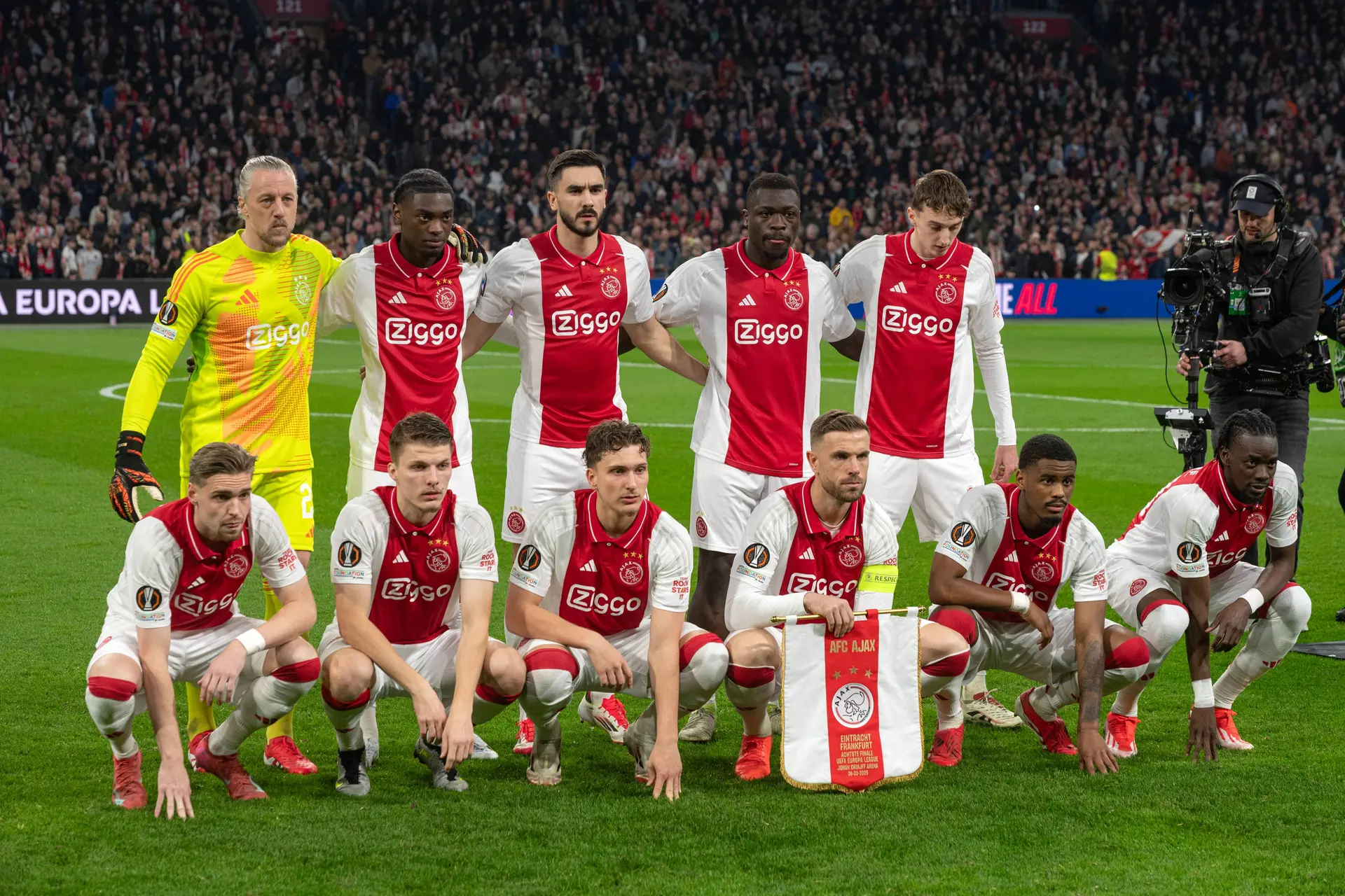 Ajax wil verlengen met toptalent en sluit potentiële transfer compleet uit