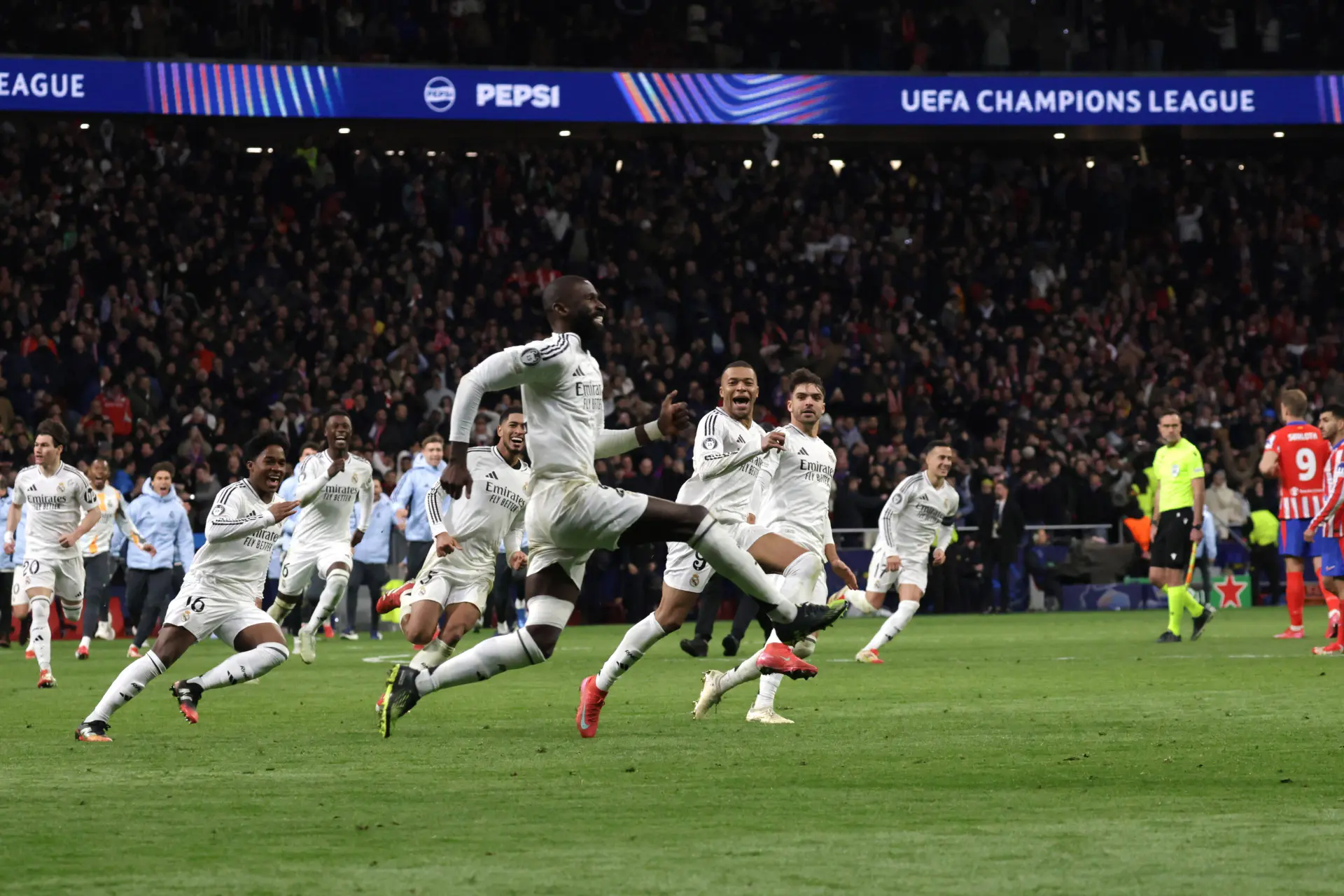 Sterren van Real Madrid krijgen straf na onderzoek wegens ongepast gedrag tegen Atlético Madrid