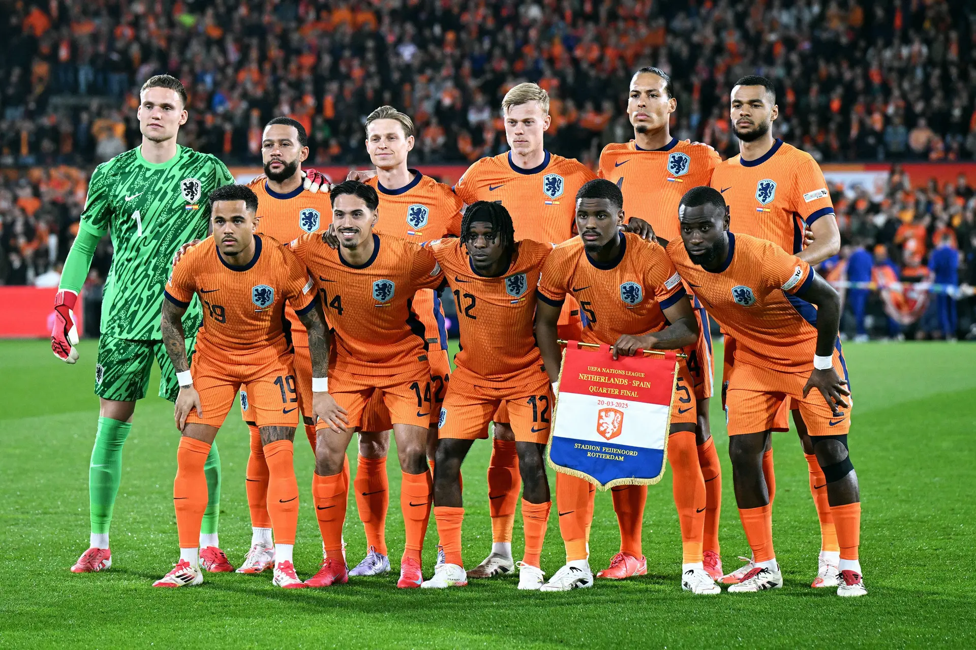 Oud-voetballer Ajax betreurt mislopen Oranje-international: 'Hebben zitten slapen'