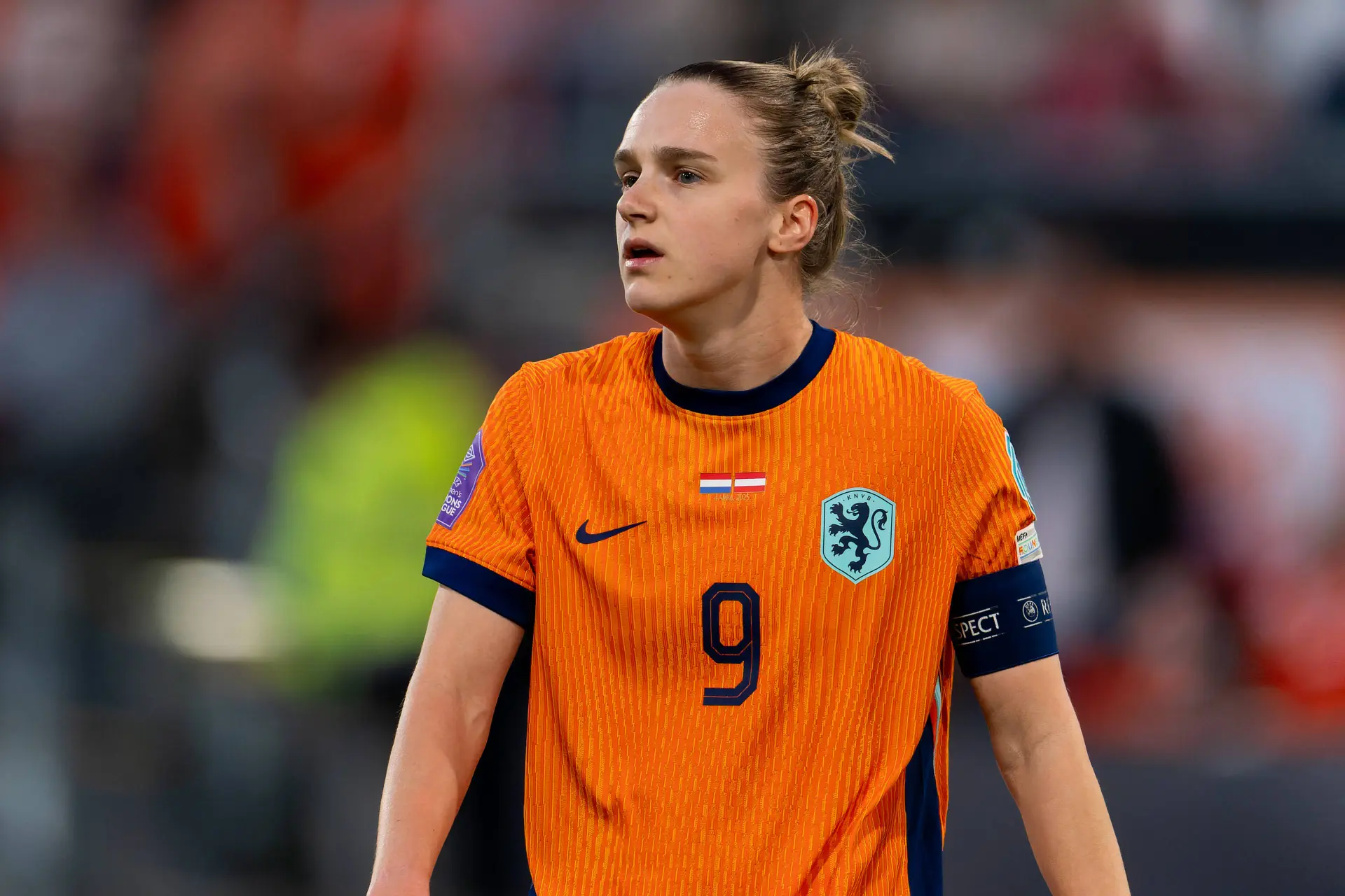 Vivianne Miedema weigert met pensioen te gaan ondanks grote blessureproblemen