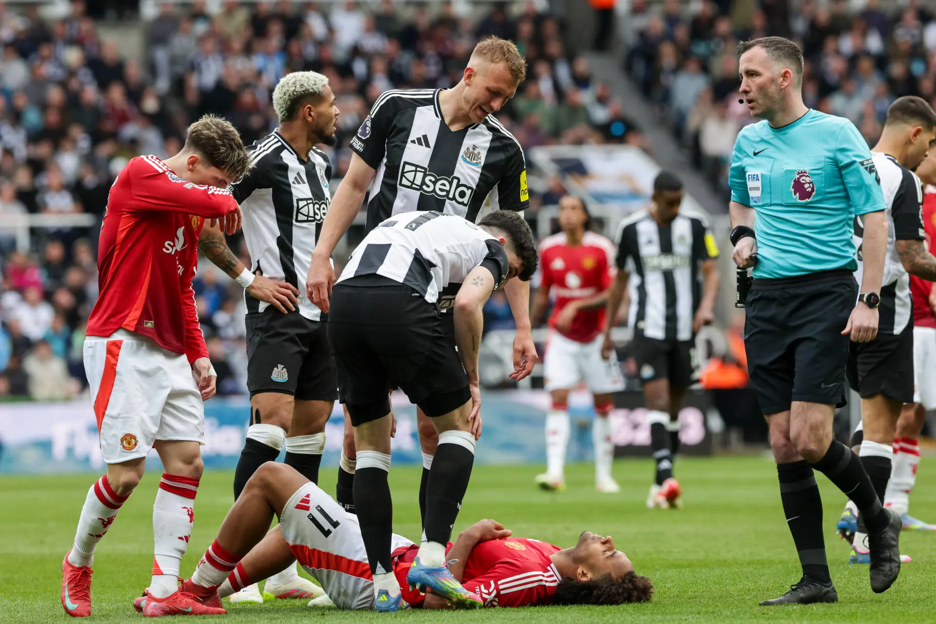 Gigantische domper voor Manchester United na blessurenieuws over Nederlander