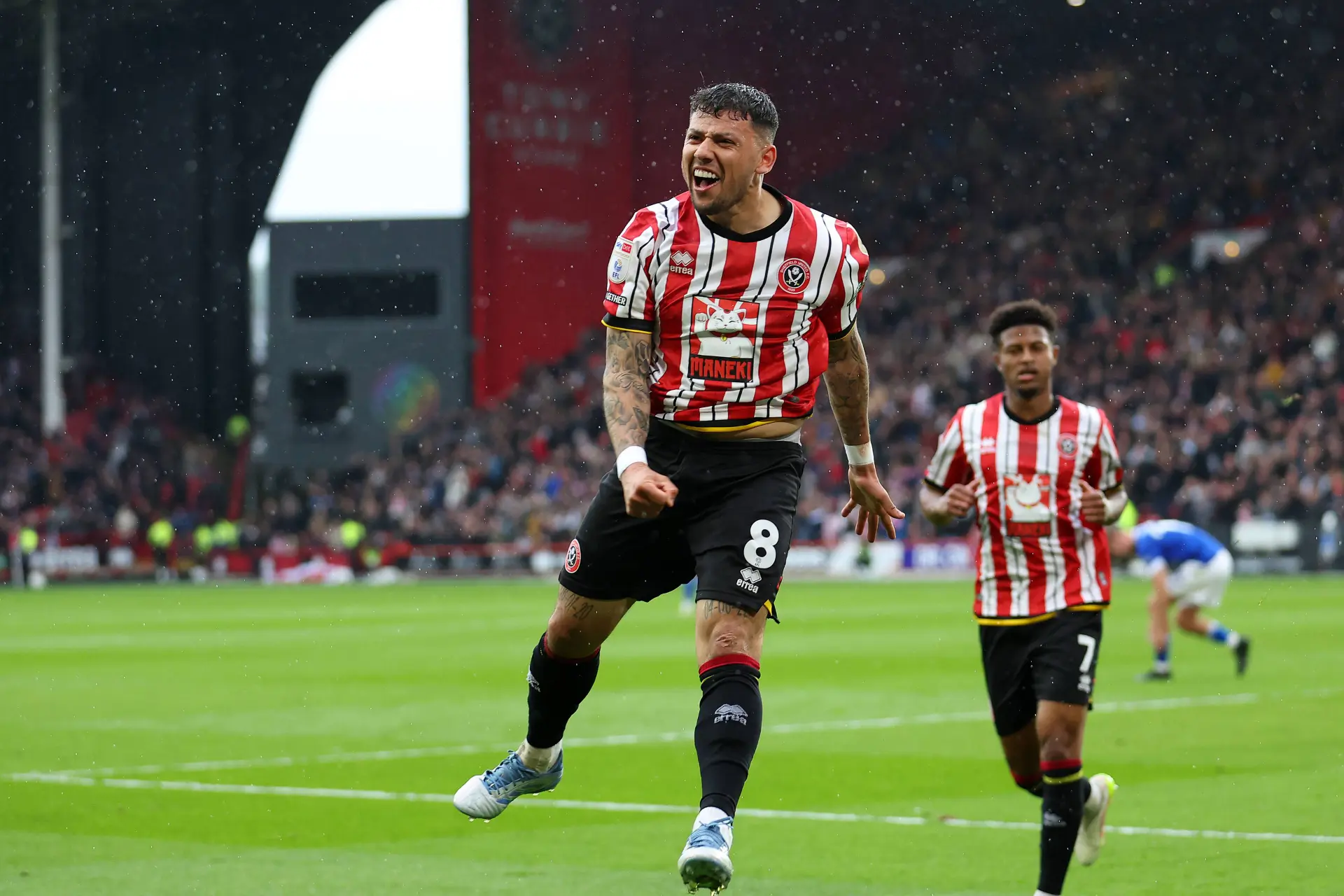 Feyenoord-talent wordt 'Speler van het Jaar' in de Championship