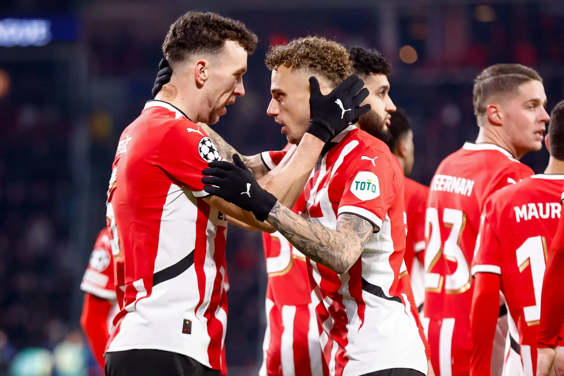 Grote onthulling over PSV-uitblinker: 'Ik wil bij Ajax voetballen'