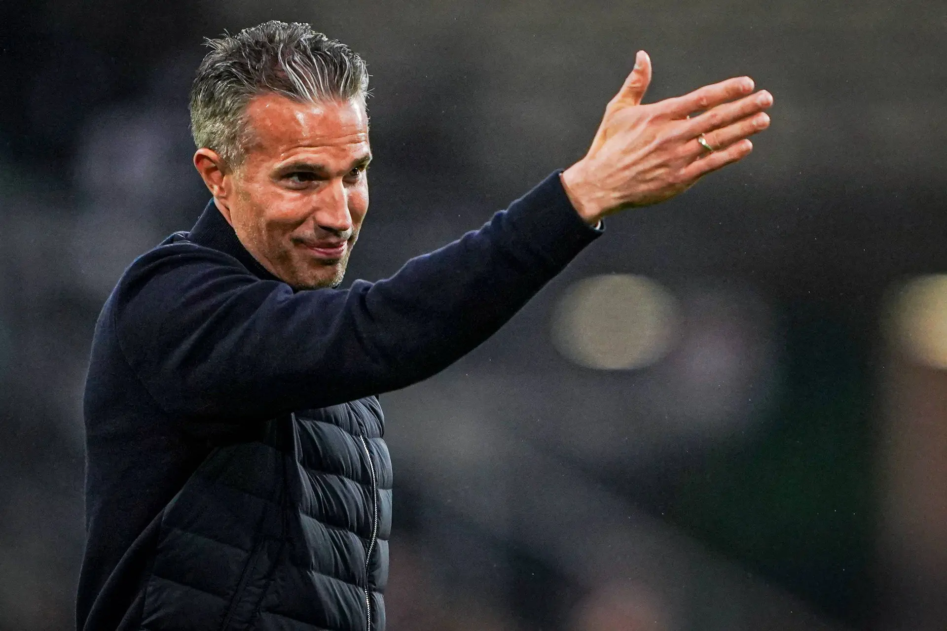 Robin van Persie blikt vooruit op ontmoeting met PSV en heeft goed blessurenieuws