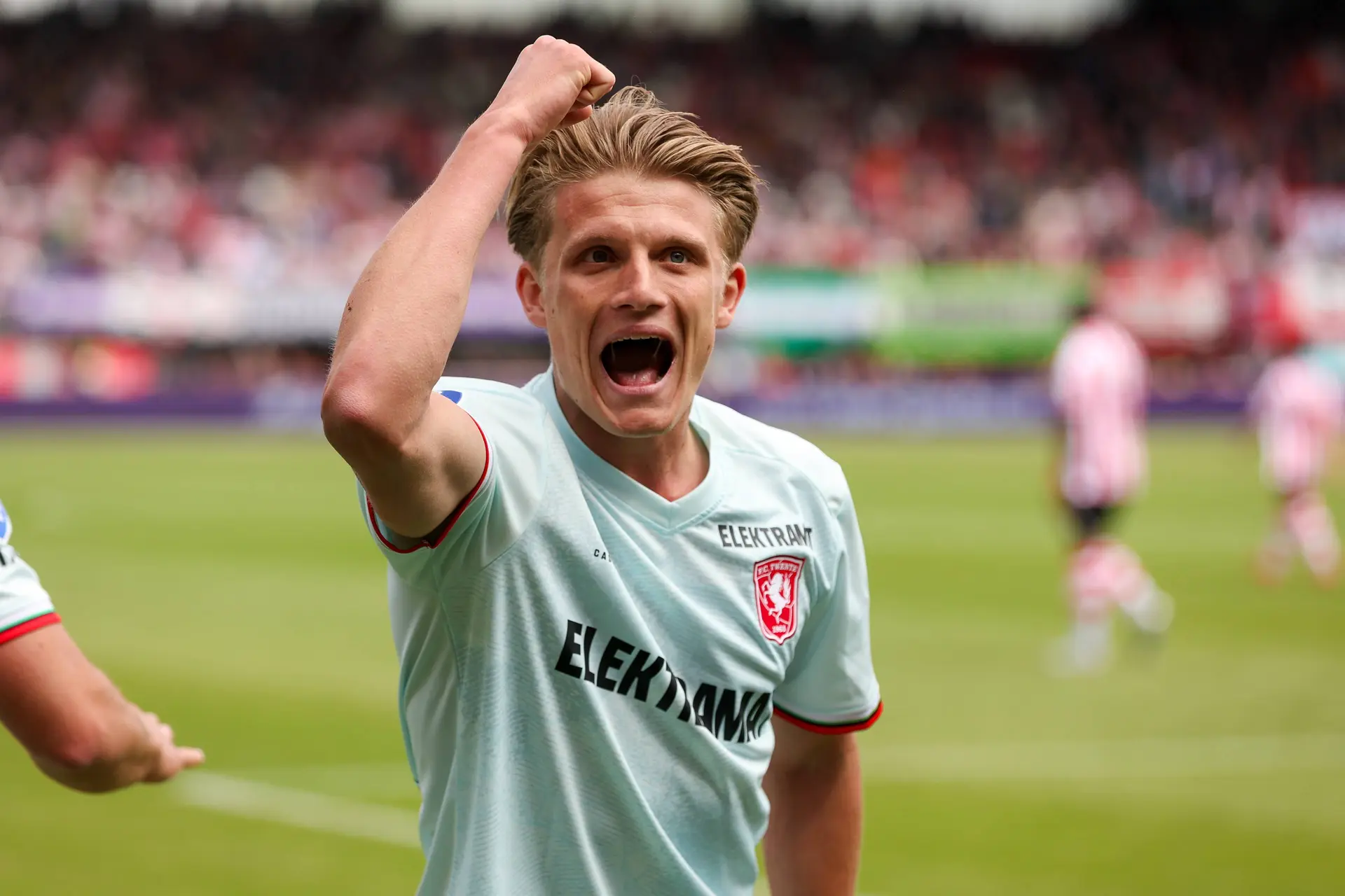 Sem Steijn geeft voor het eerst reactie op Feyenoord-transfer: 'Anders heeft het niet heel veel nut...'