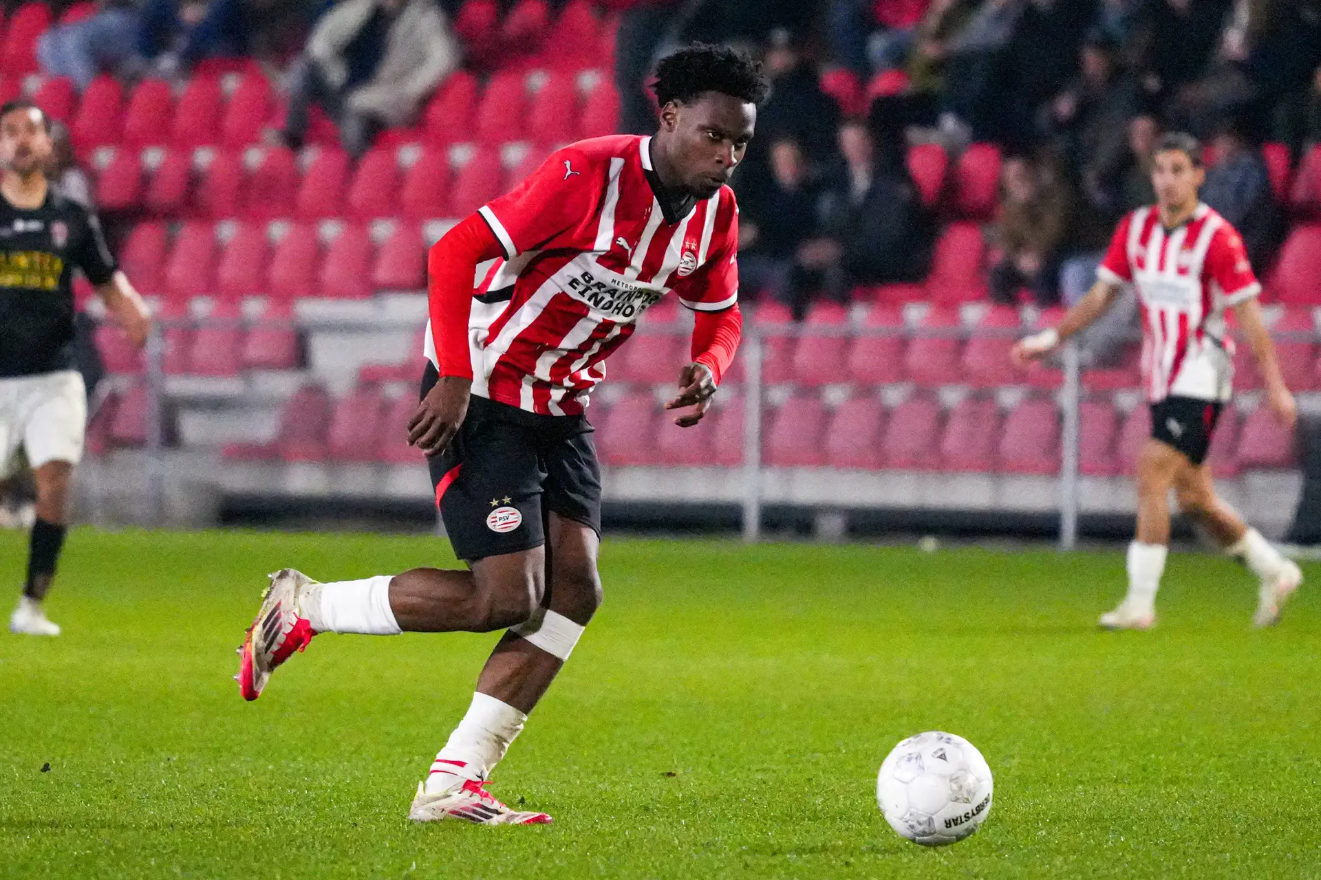 PSV neemt afscheid van groot aantal talenten na teleurstellend seizoen