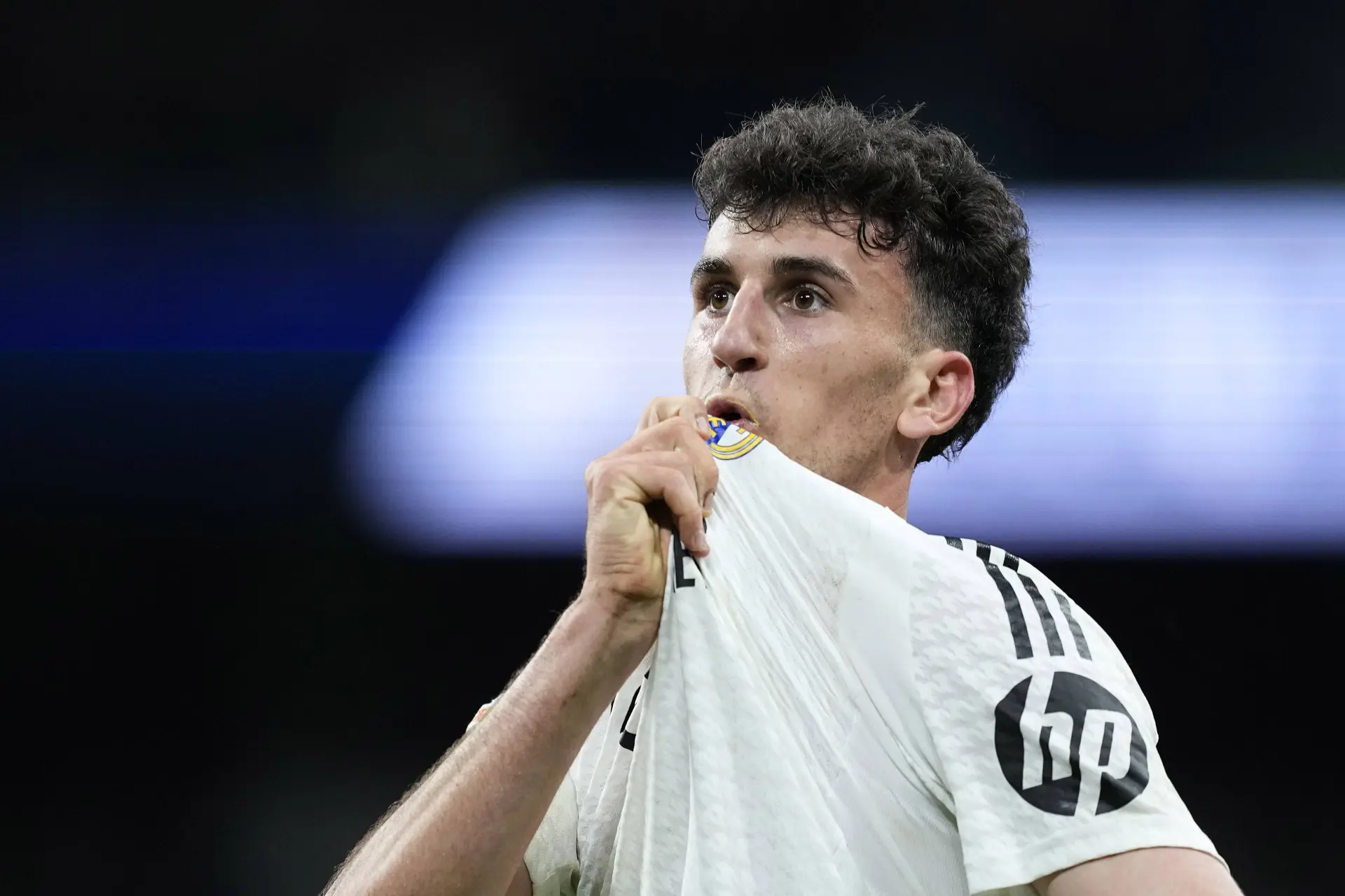 Real Madrid stelt kampioensfeest van Barcelona uit na moeizame zege op Mallorca