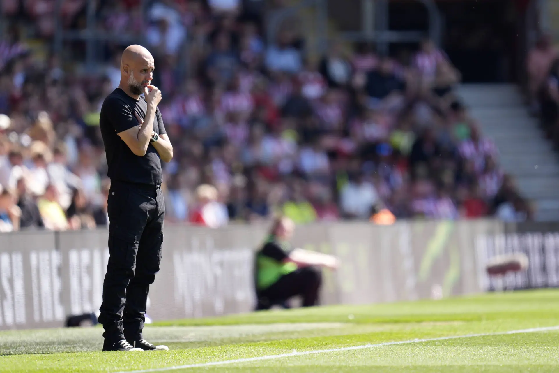 Pep Guardiola over lastig seizoen: 'Ik kon de spelers niet goed op hun gemak stellen’