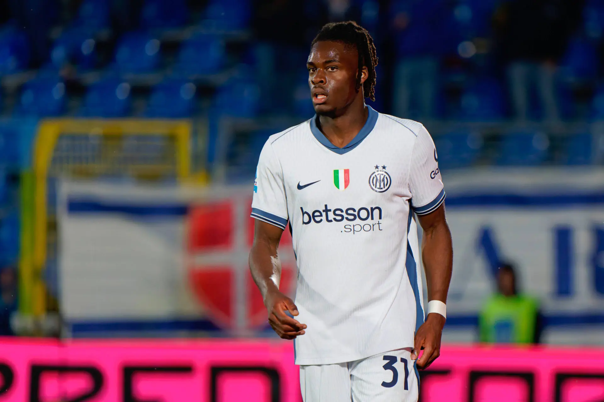 Yann Aurel Bisseck blikt voor Champions League-finale terug op tijd in de Keuken Kampioen Divisie