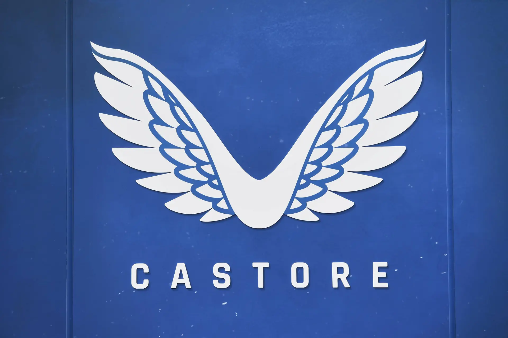 Castore in grote problemen, topclubs haken massaal af