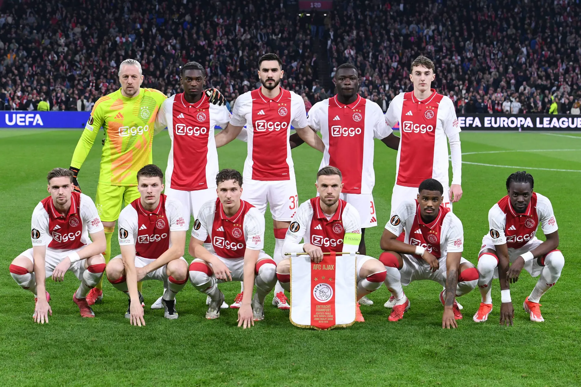 Publiekslieveling van Ajax bevestigt vertrekwens: 'Voel me klaar voor een stap'