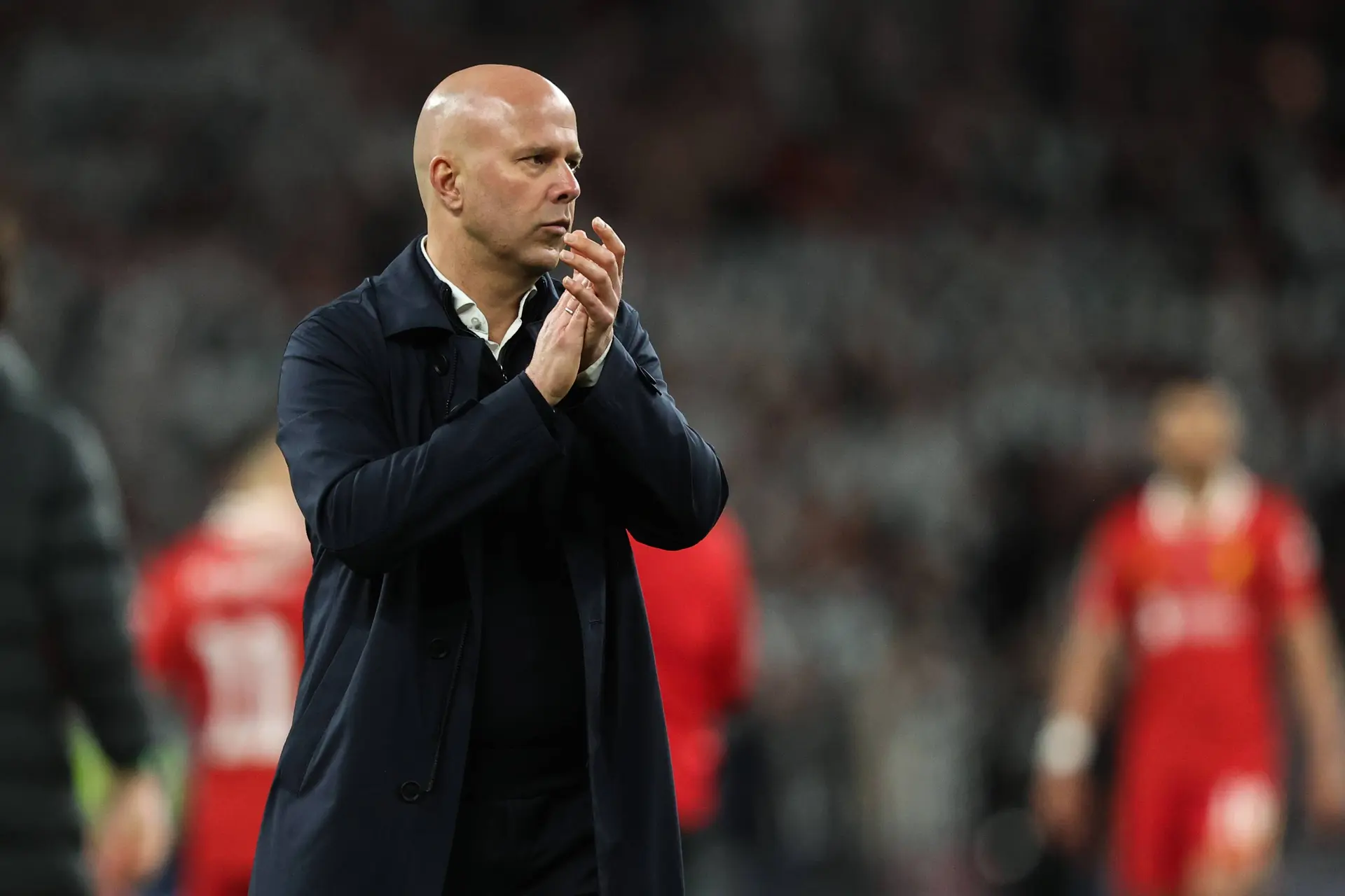 Arne Slot ziet mogelijk wéér een kind van de club vertrekken: 'Beste voor mijn carrière'