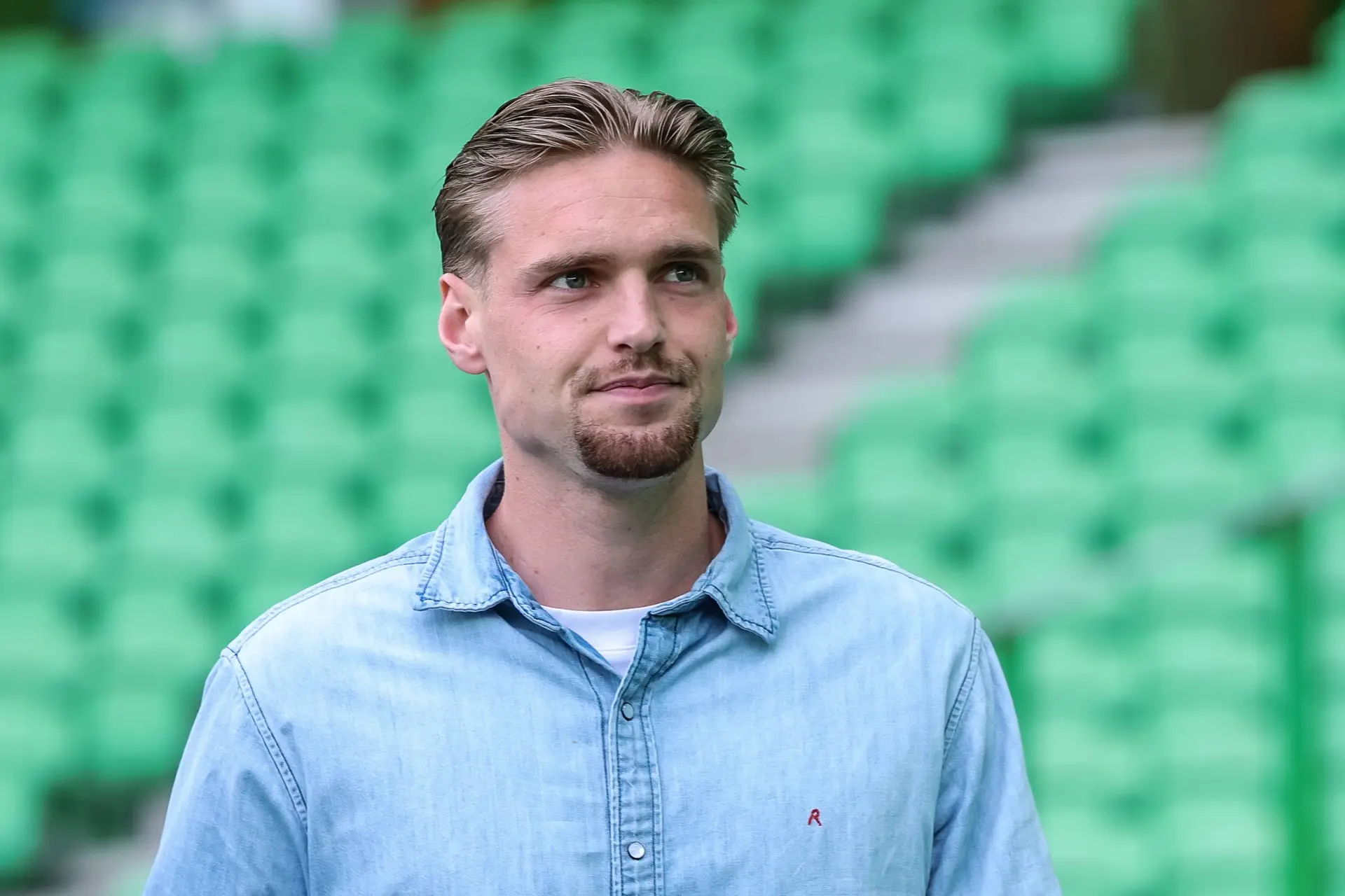 Kenneth Taylor komt met hoopvol bericht voor Ajax-fans na geruchten over transfer