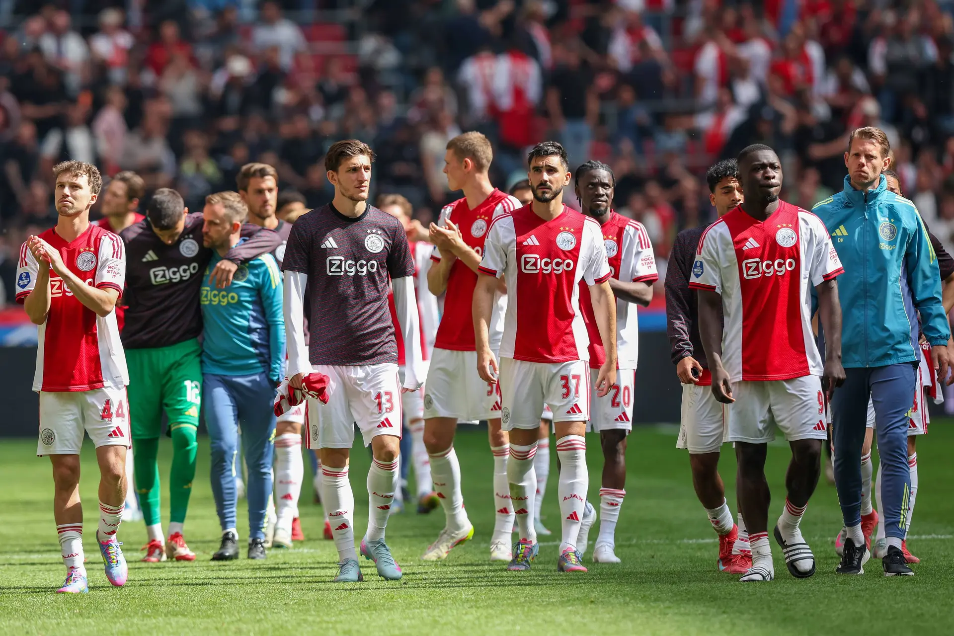 Ajacied lijkt overstap naar Turkije te maken wegens drukkende UEFA-eis