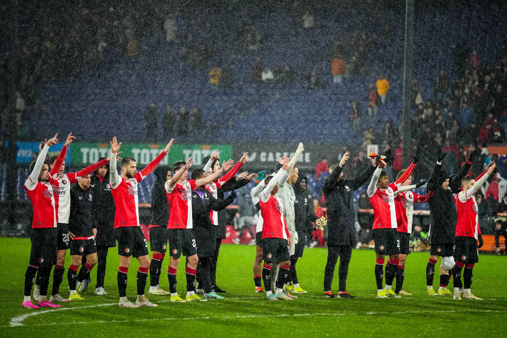 Feyenoord-speler vertrekt dit weekend naar de Premier League