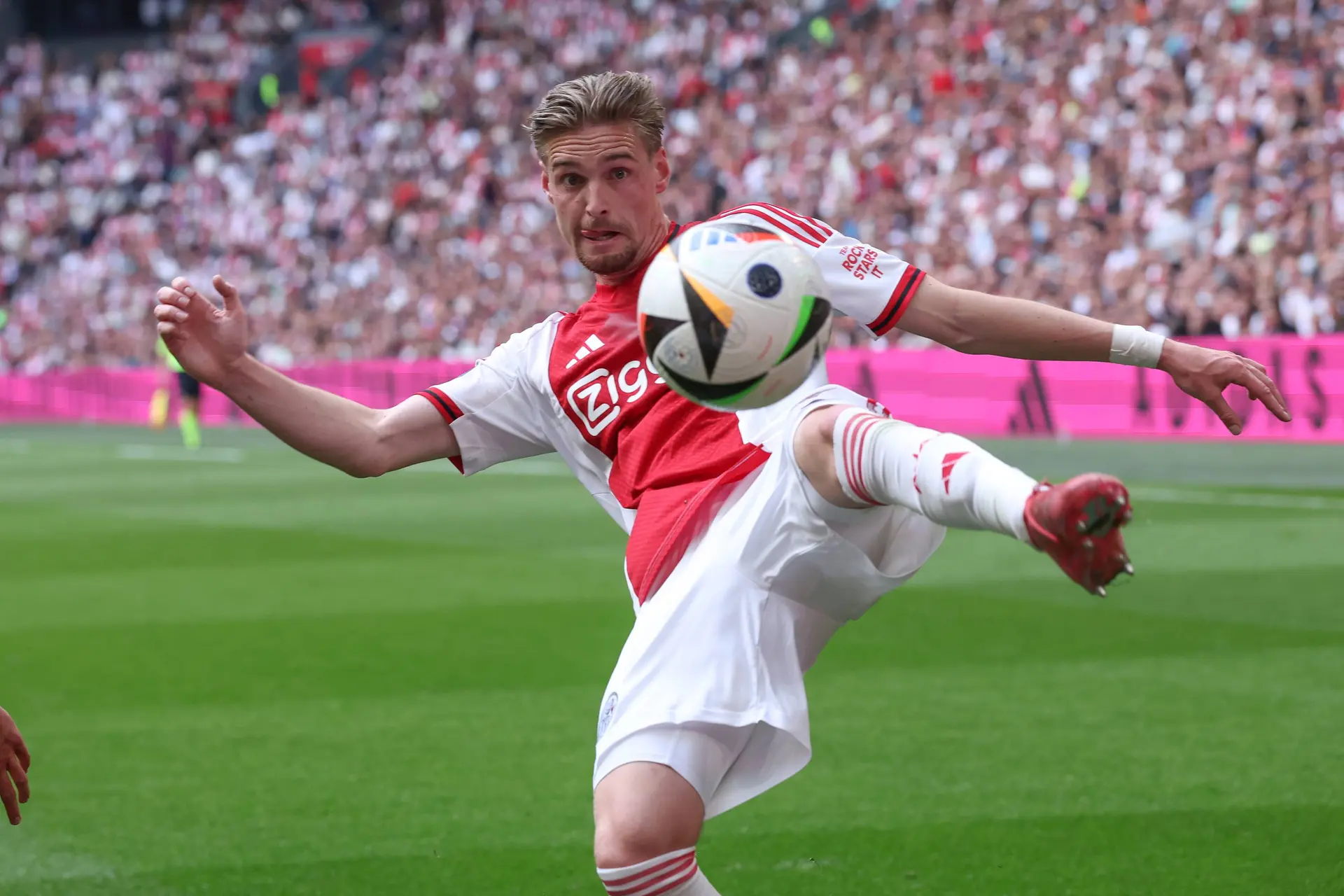 Grote wending in transfersoap rondom FC Porto en Kenneth Taylor